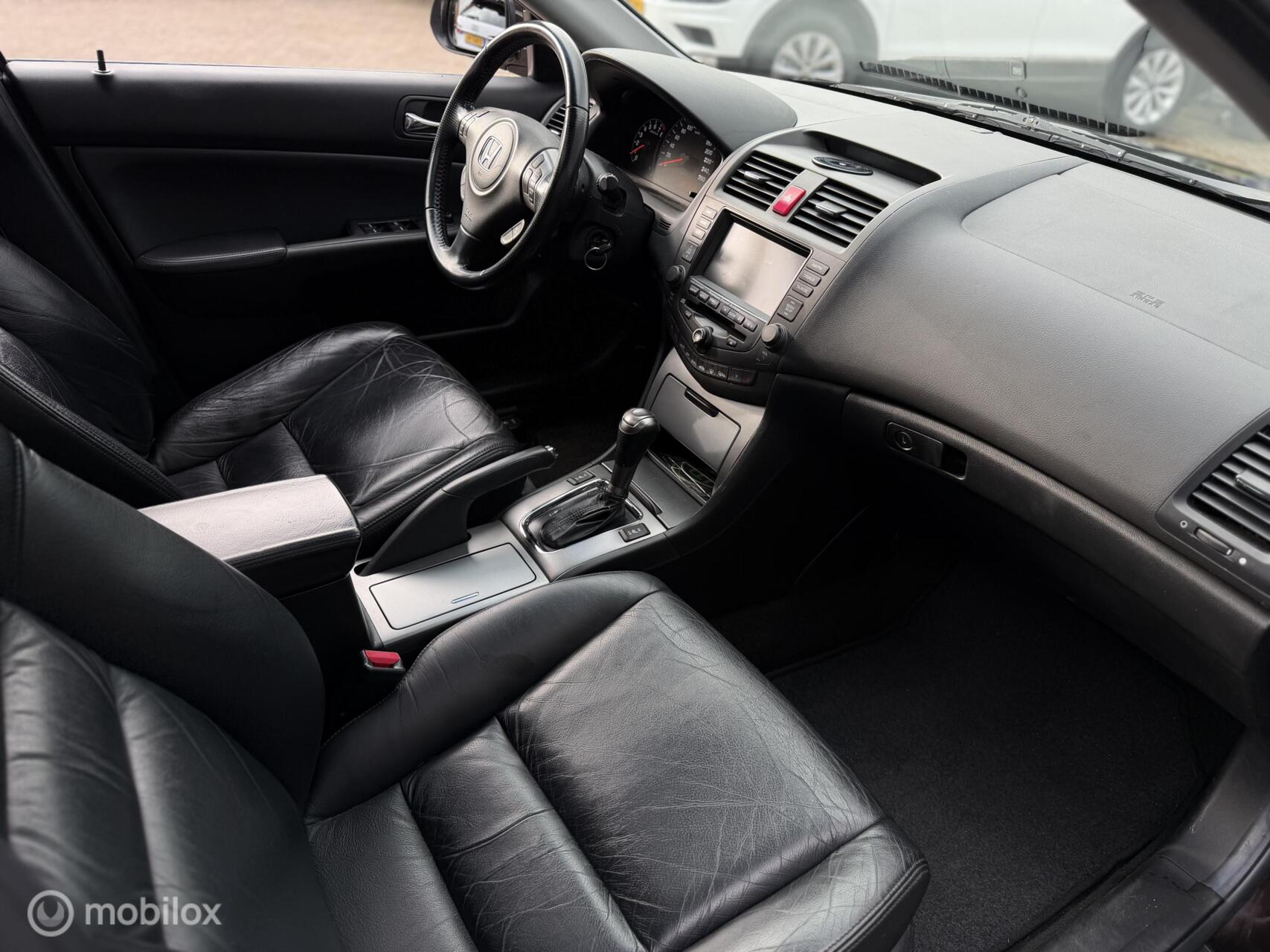 Foto van Honda Accord Tourer