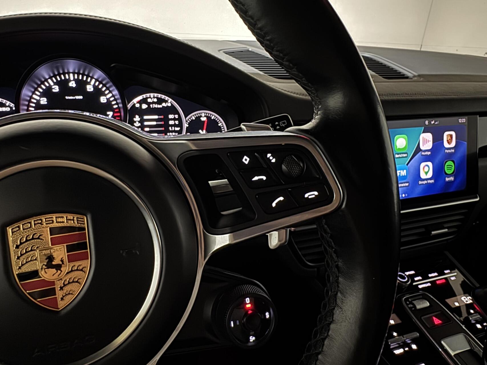 Foto van Porsche Cayenne