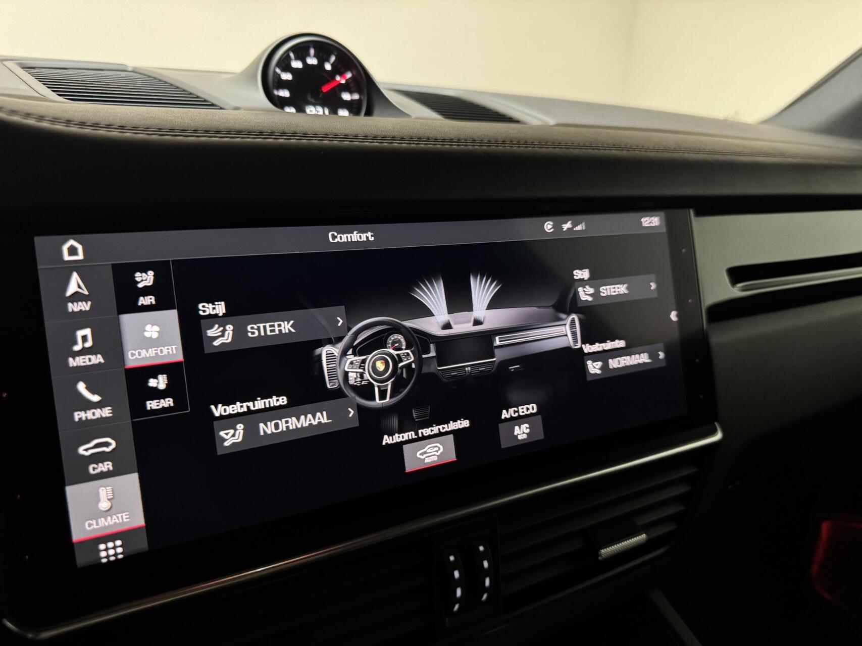 Foto van Porsche Cayenne