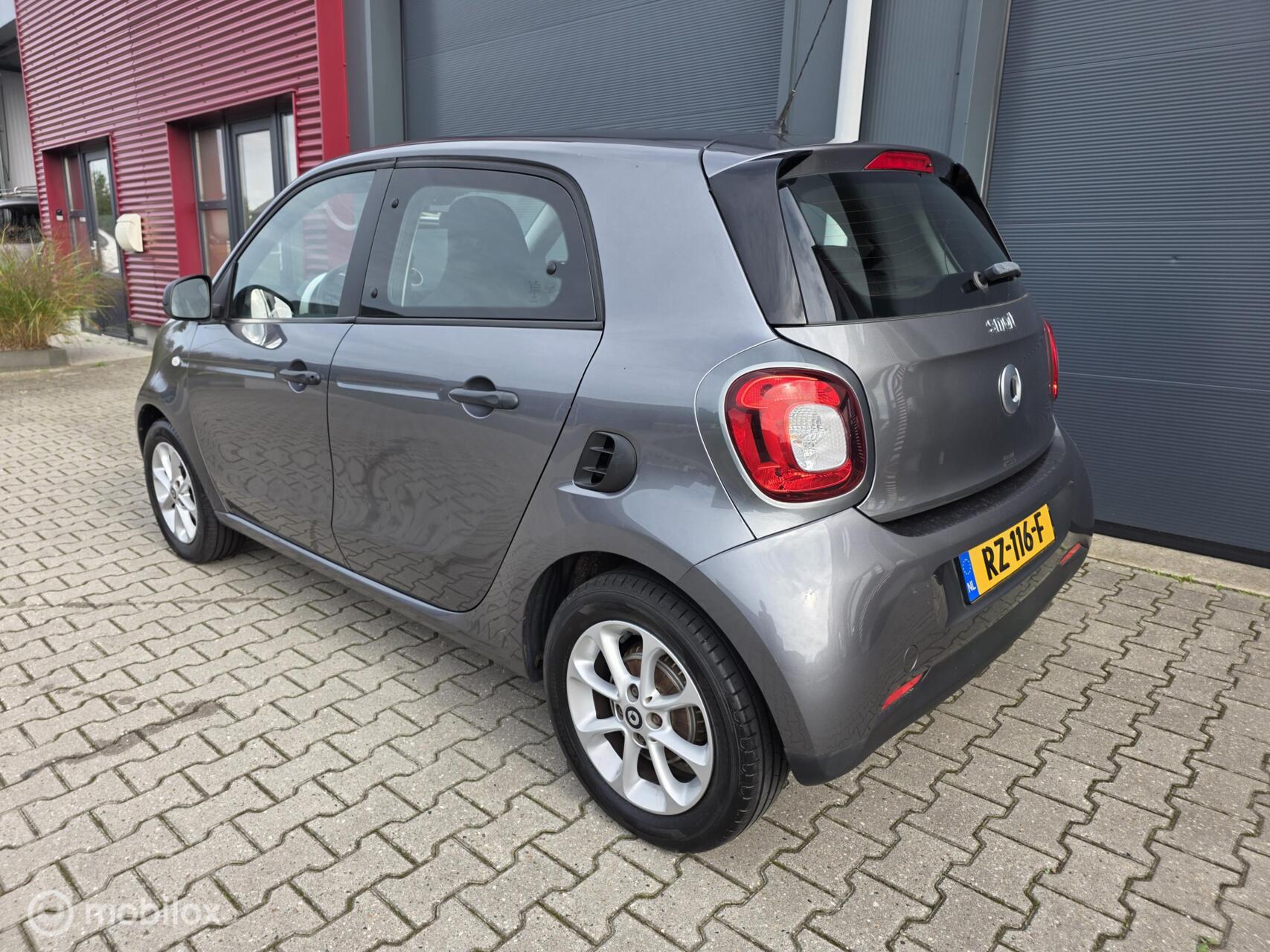 Foto van Smart Forfour