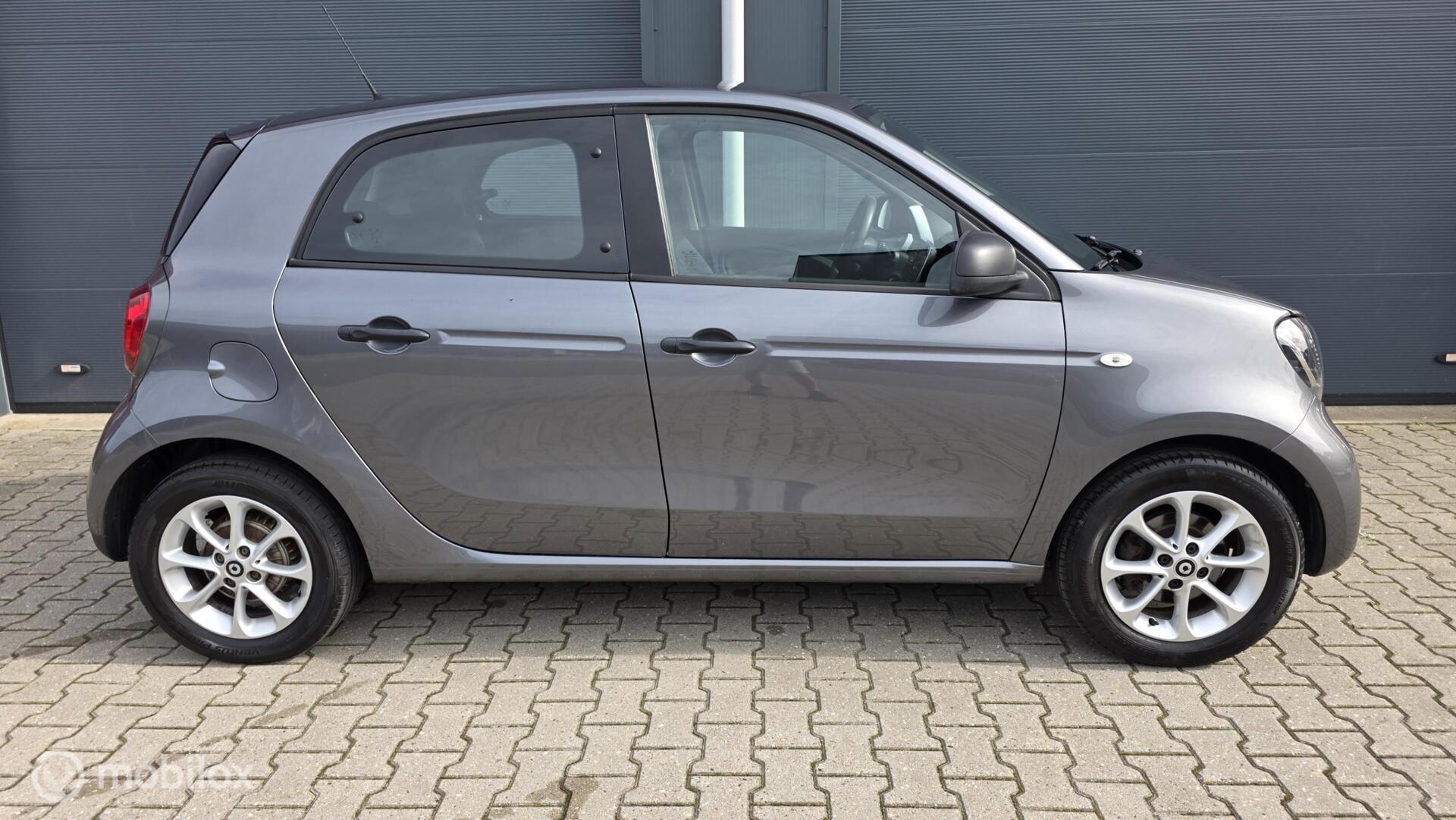 Foto van Smart Forfour