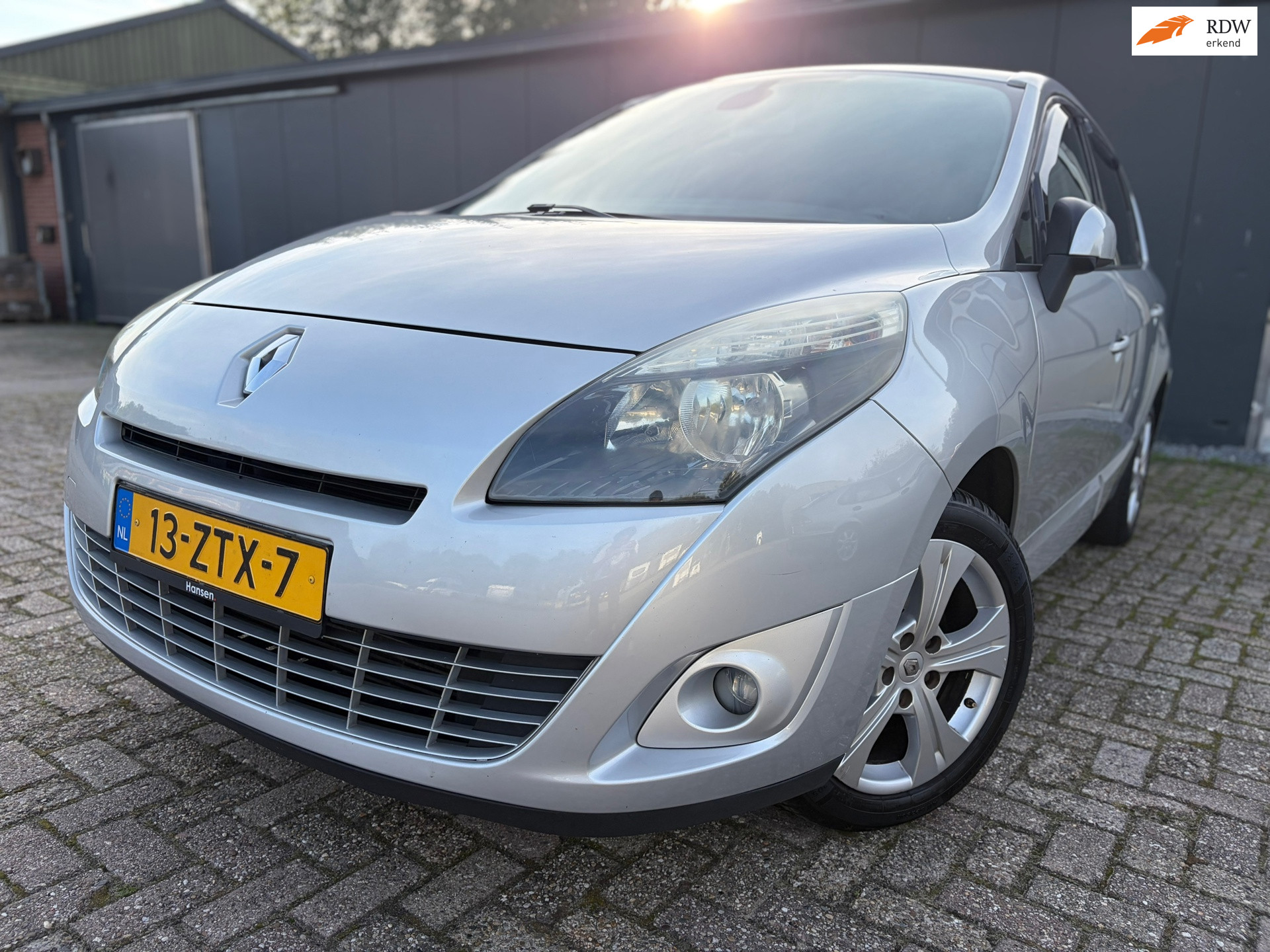 Renault Grand Scénic 1.4 TCe Bose 7p. 2011 - voorkant