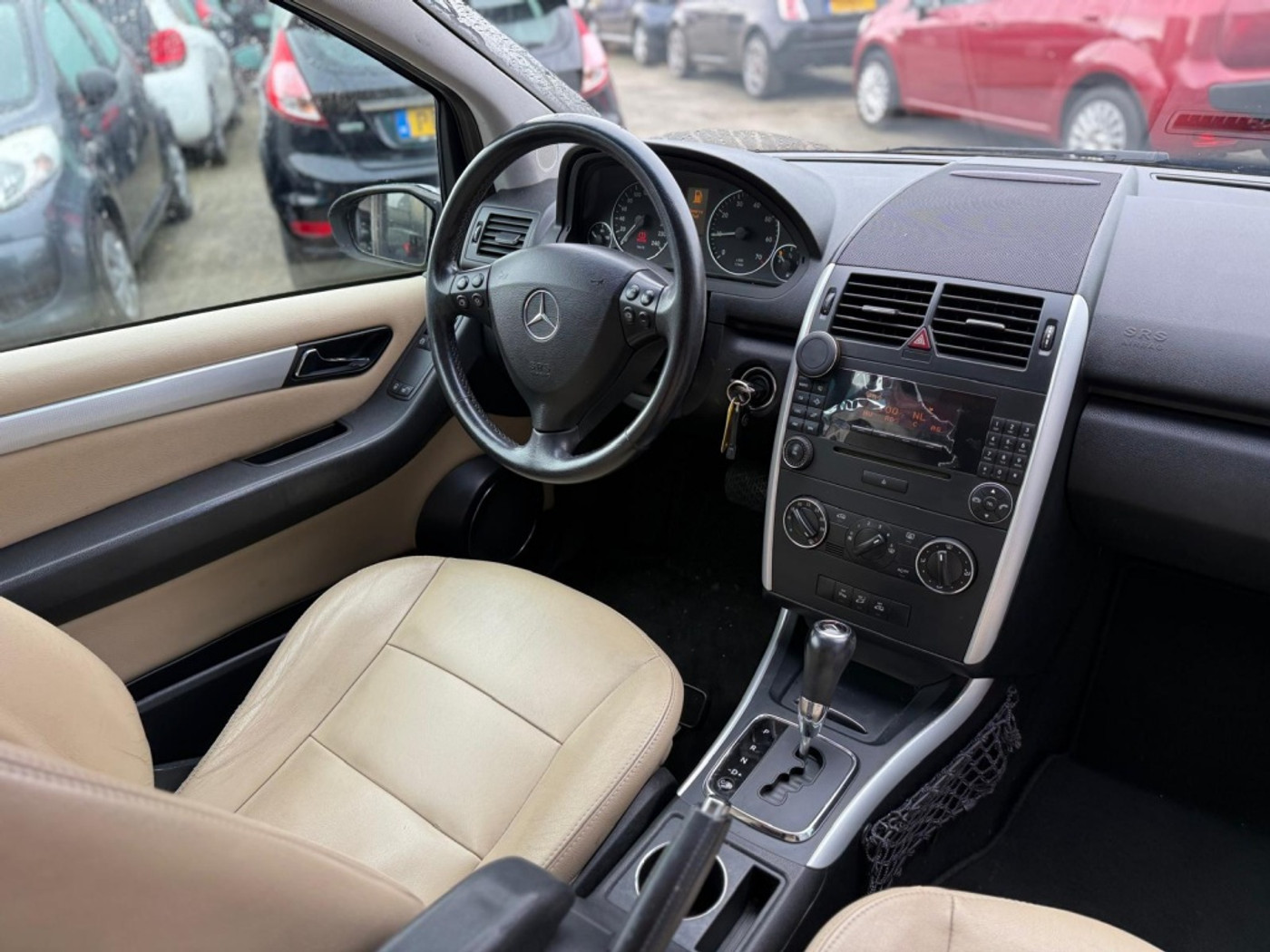 Foto van Mercedes-Benz A 200