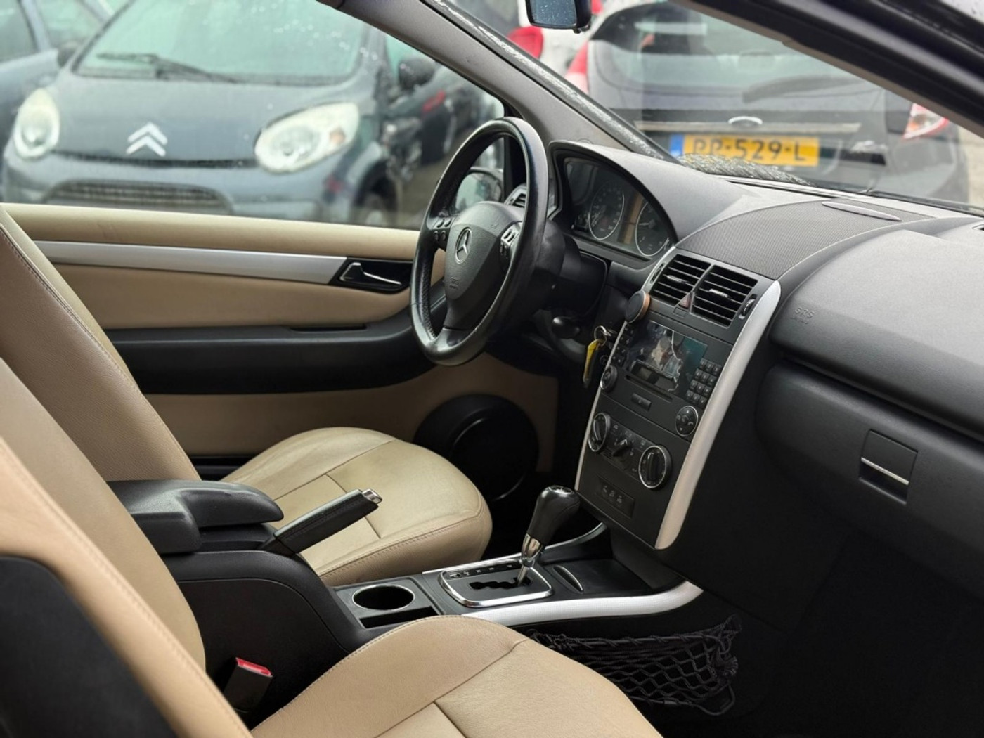 Foto van Mercedes-Benz A 200