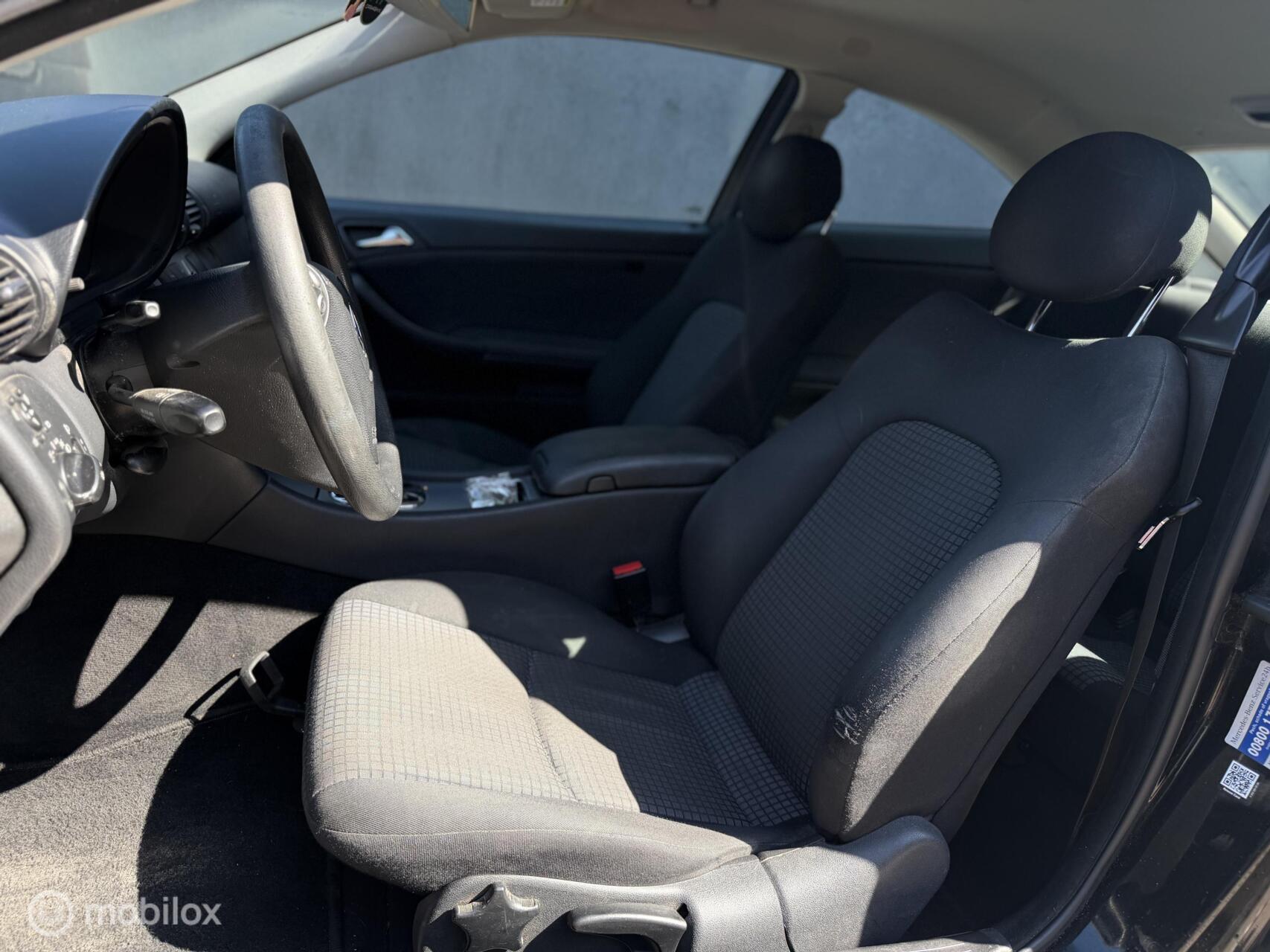 Foto van Mercedes-Benz C 180 Kompressor