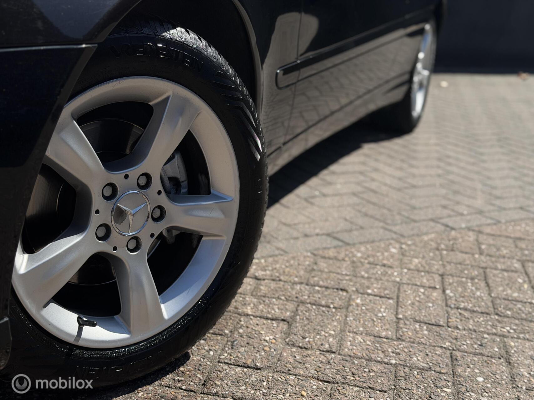 Foto van Mercedes-Benz C 180 Kompressor
