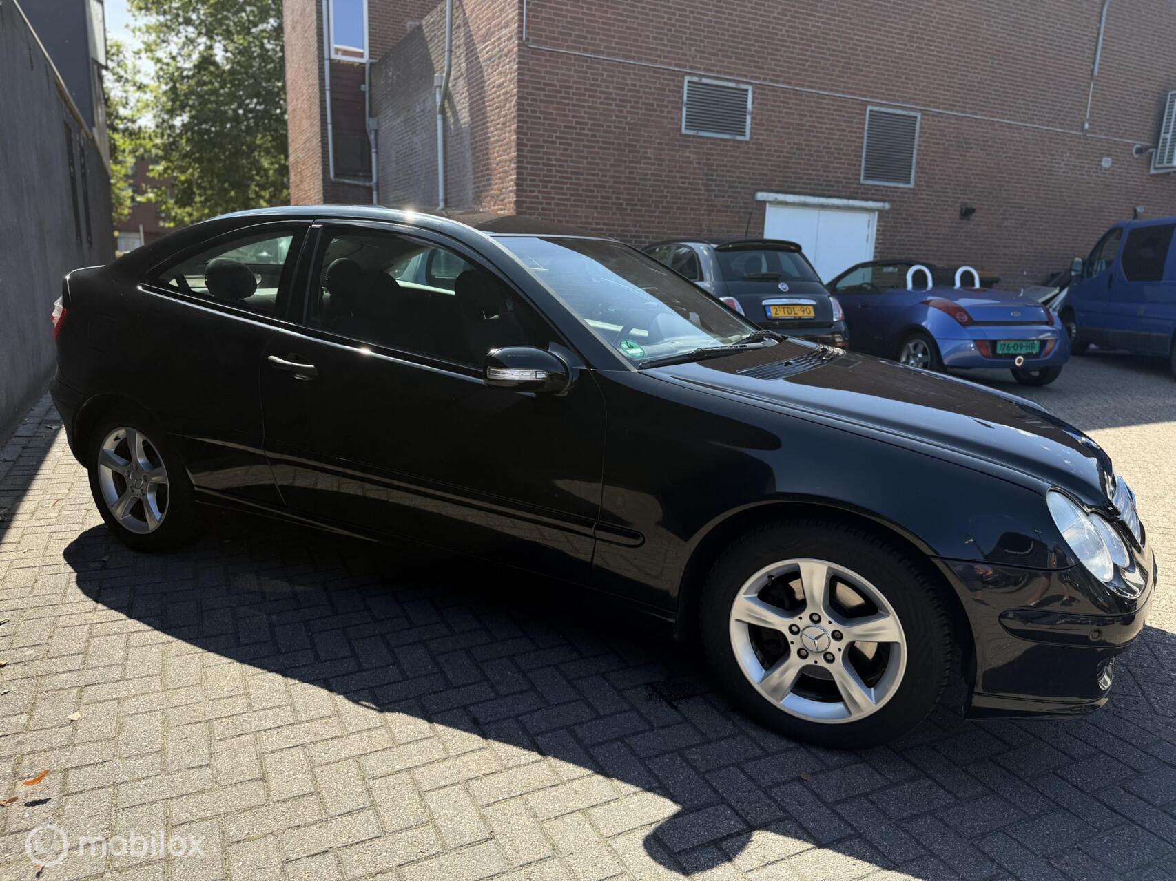 Foto van Mercedes-Benz C 180 Kompressor