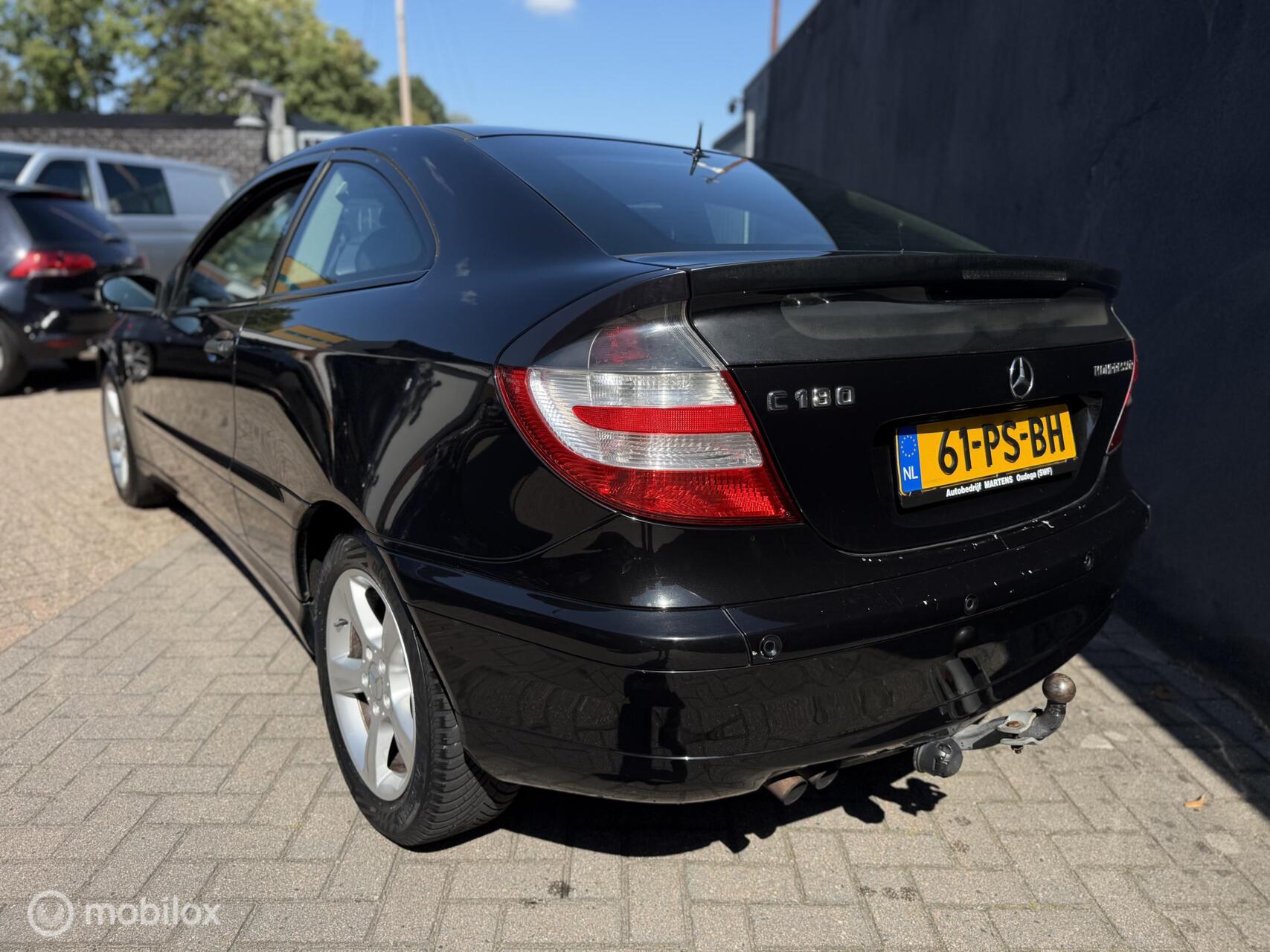 Foto van Mercedes-Benz C 180 Kompressor