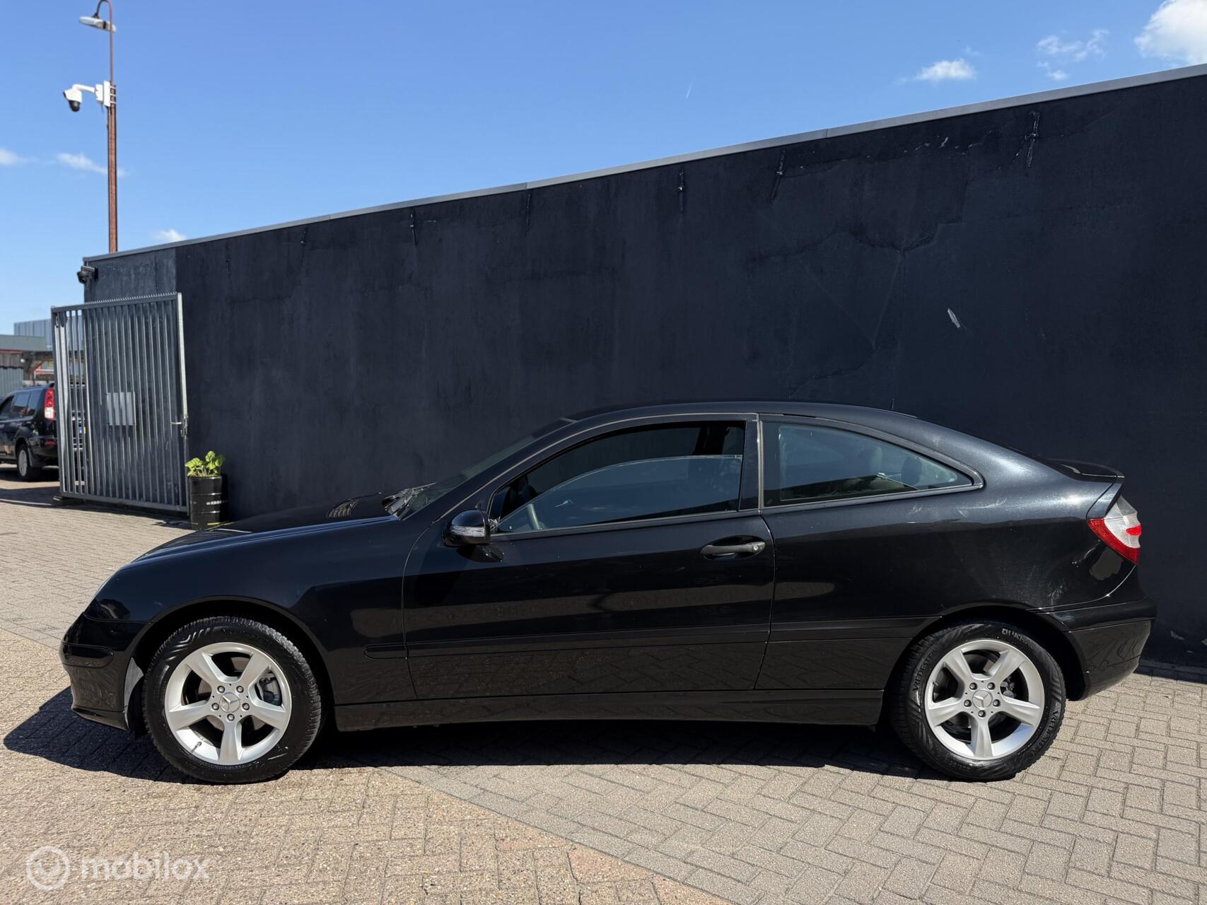 Foto van Mercedes-Benz C 180 Kompressor