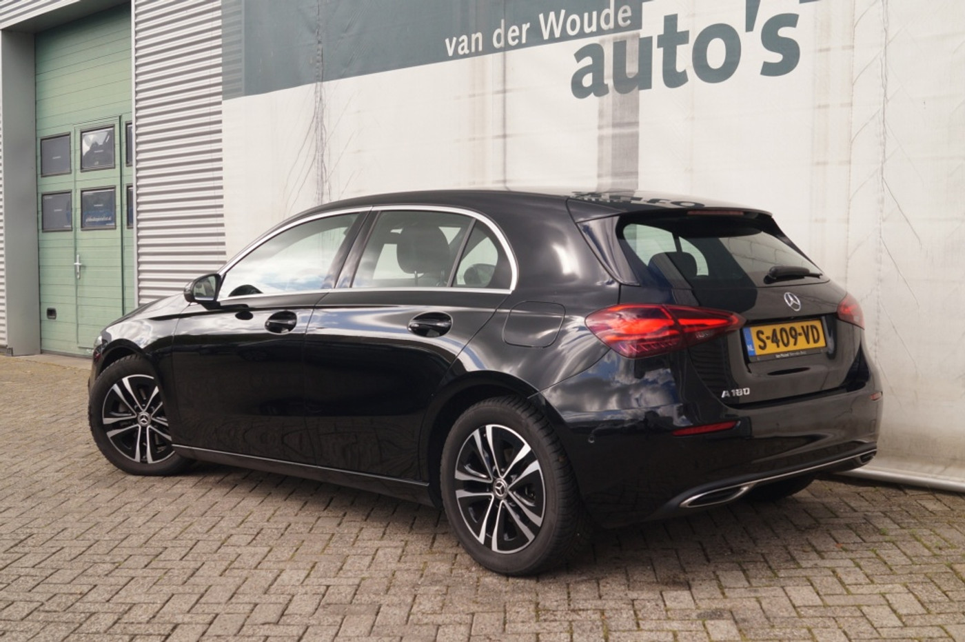 Foto van Mercedes-Benz A 180