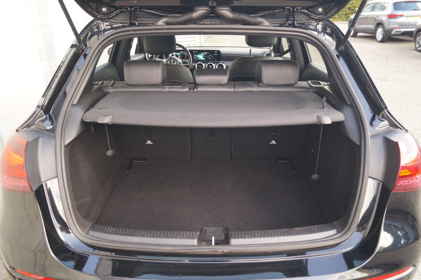 Foto van Mercedes-Benz A 180
