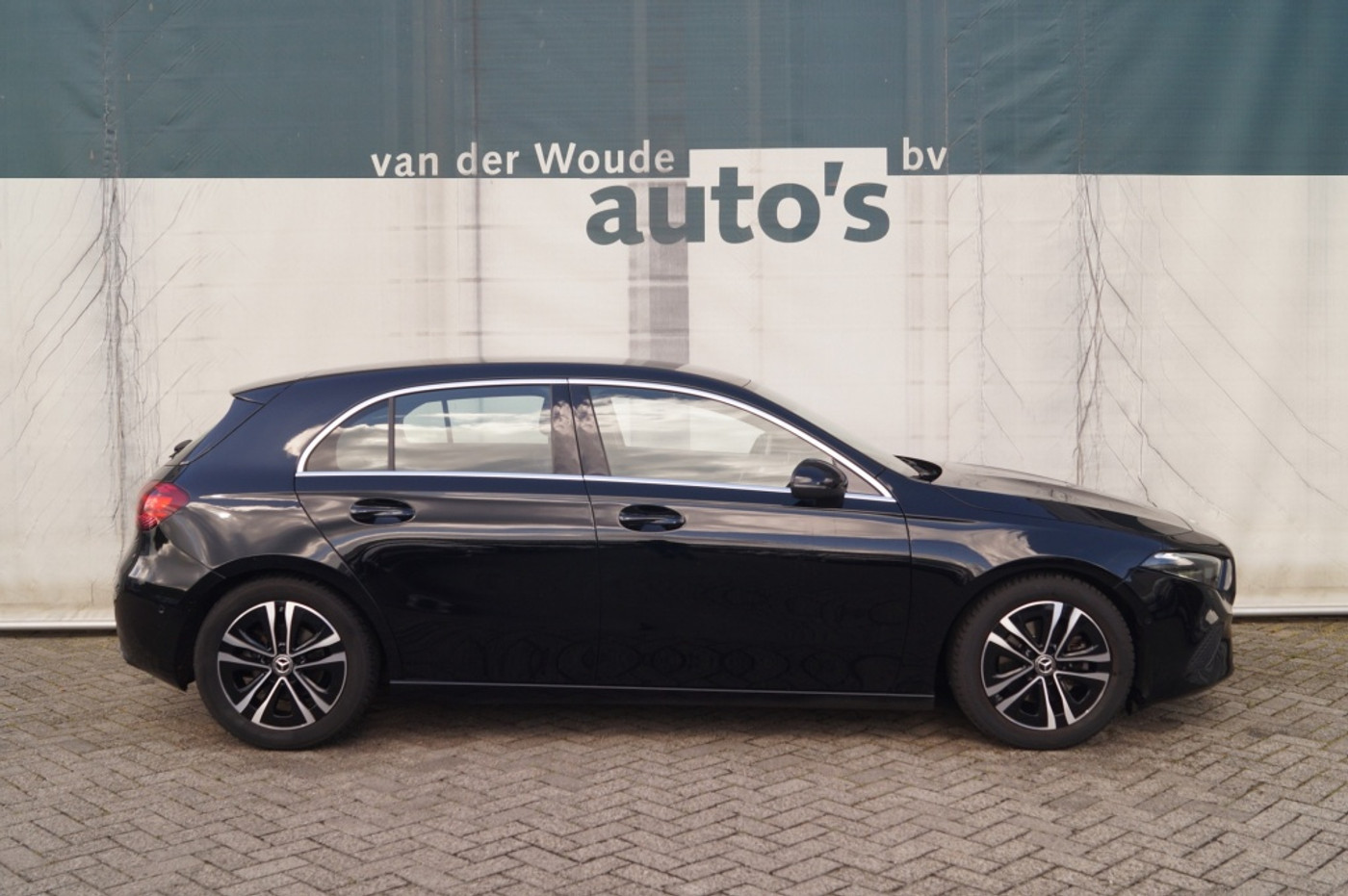 Foto van Mercedes-Benz A 180