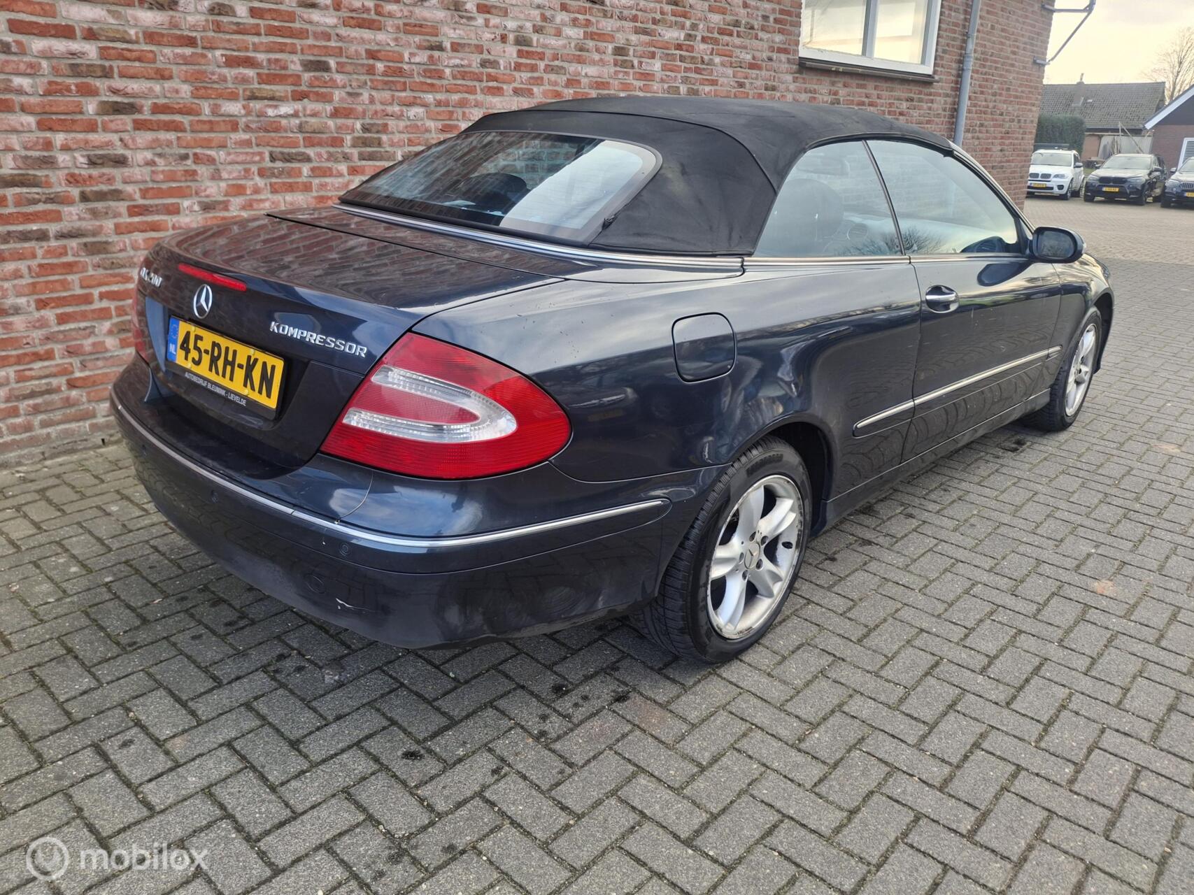 Foto van Mercedes-Benz CLK 200 Kompressor