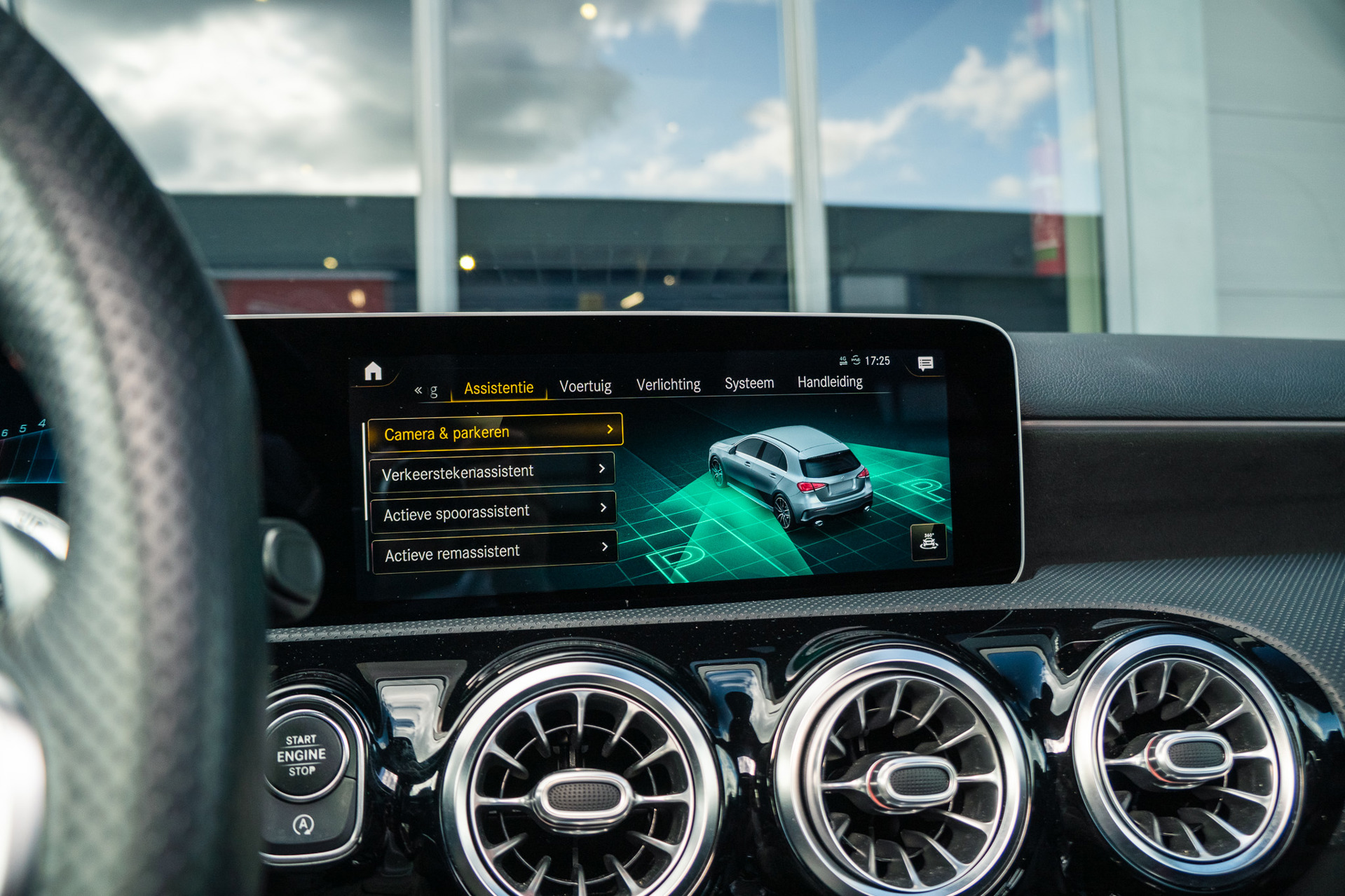 Foto van Mercedes-Benz AMG A 35