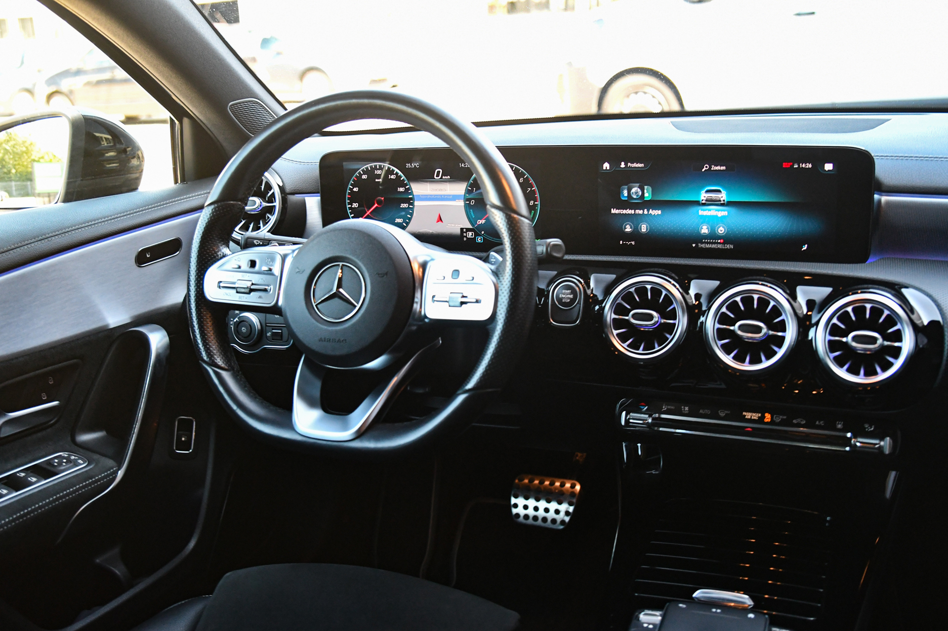 Foto van Mercedes-Benz A 250 E
