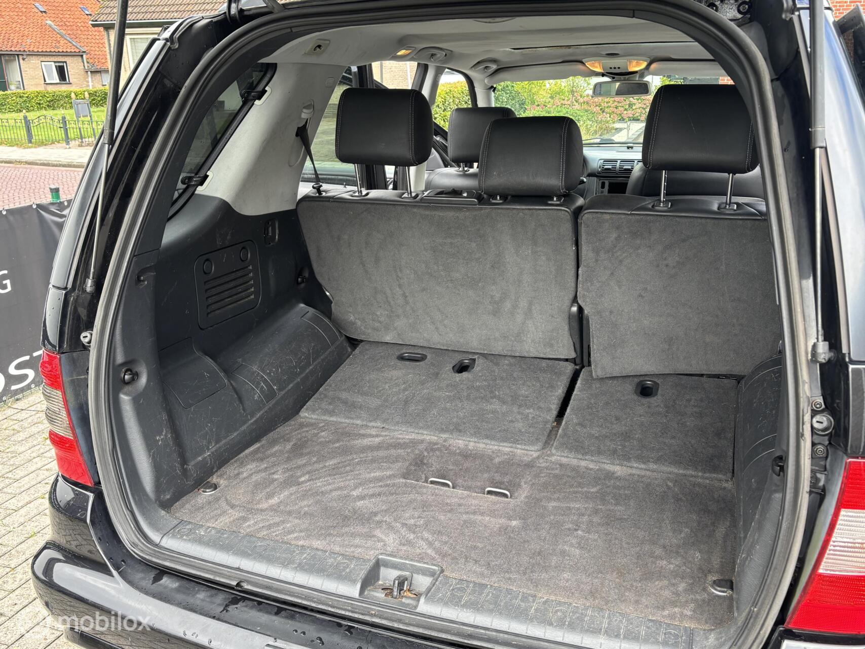 Foto van Mercedes-Benz ML 350