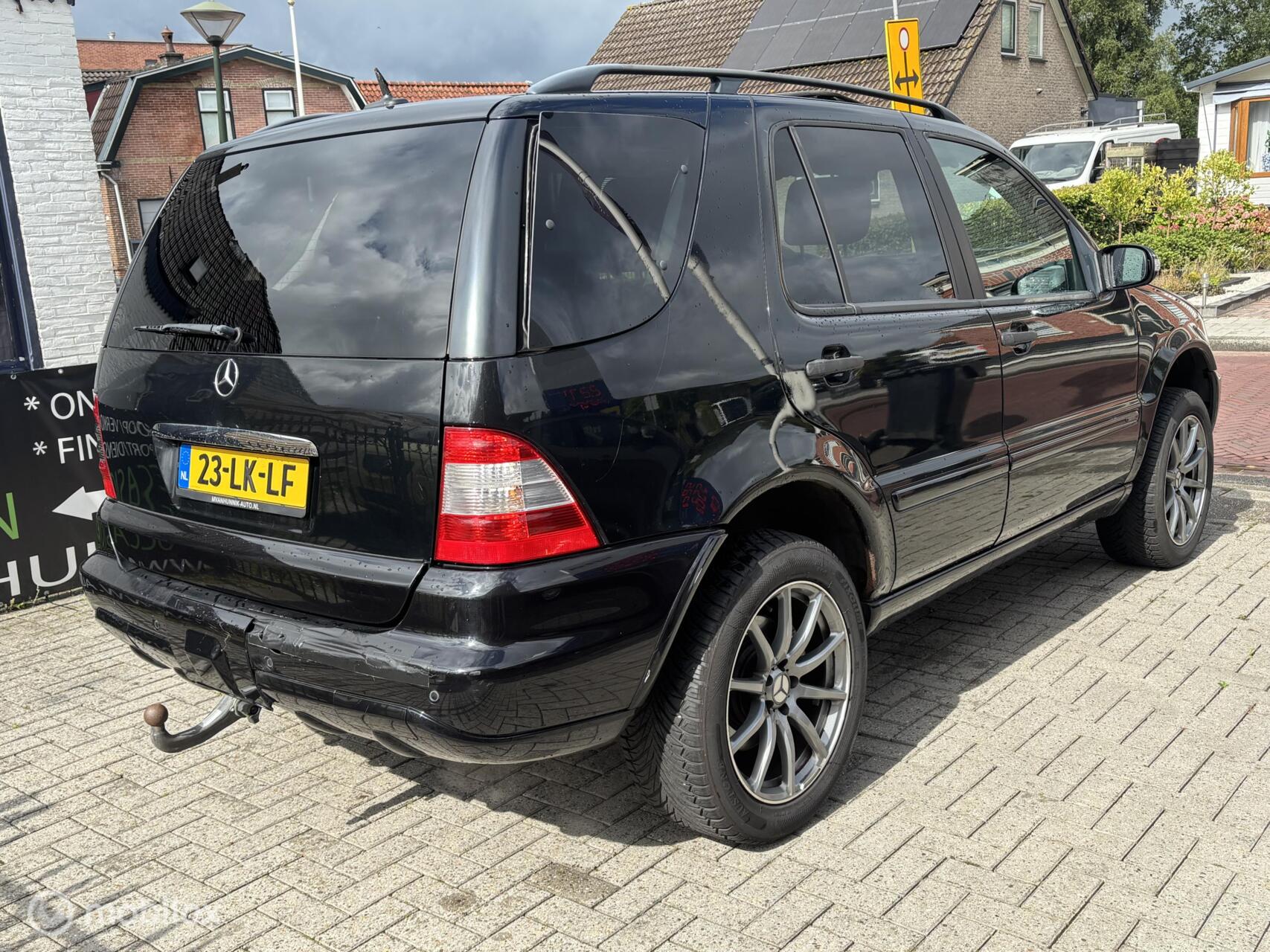 Foto van Mercedes-Benz ML 350