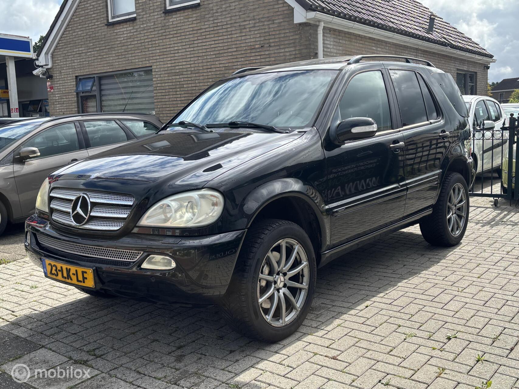 Foto van Mercedes-Benz ML 350