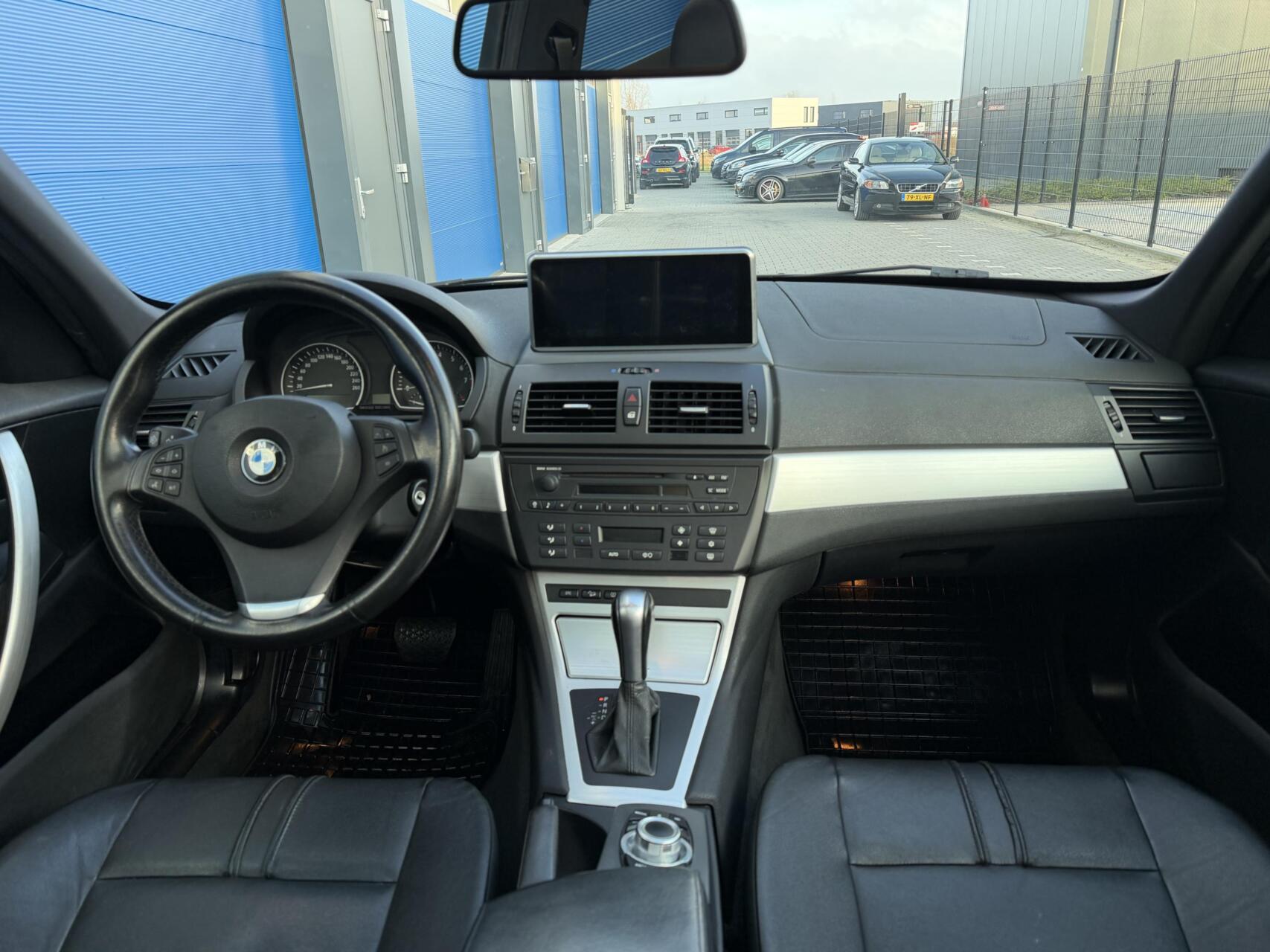 Foto van BMW X3 2.5si