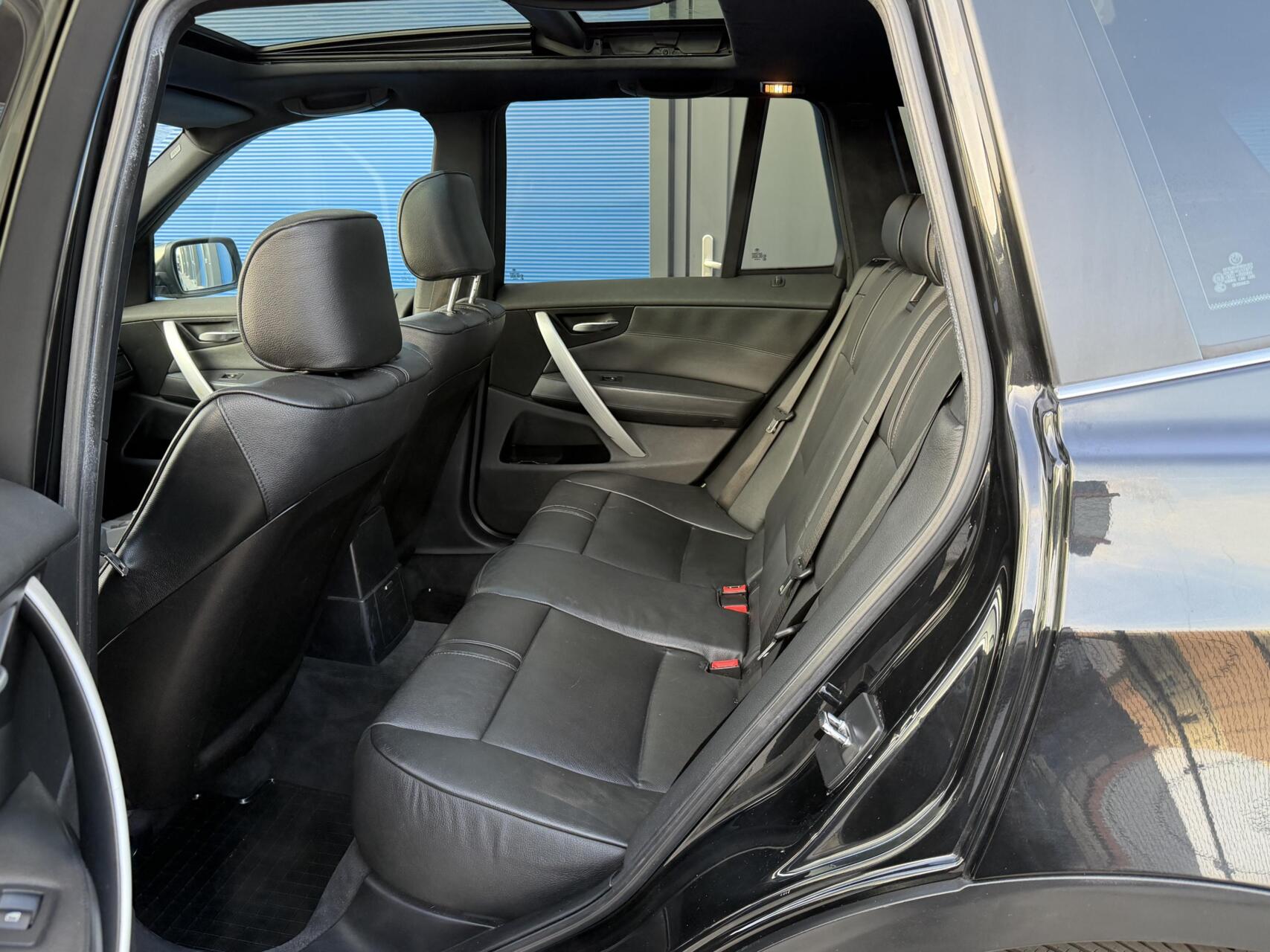 Foto van BMW X3 2.5si