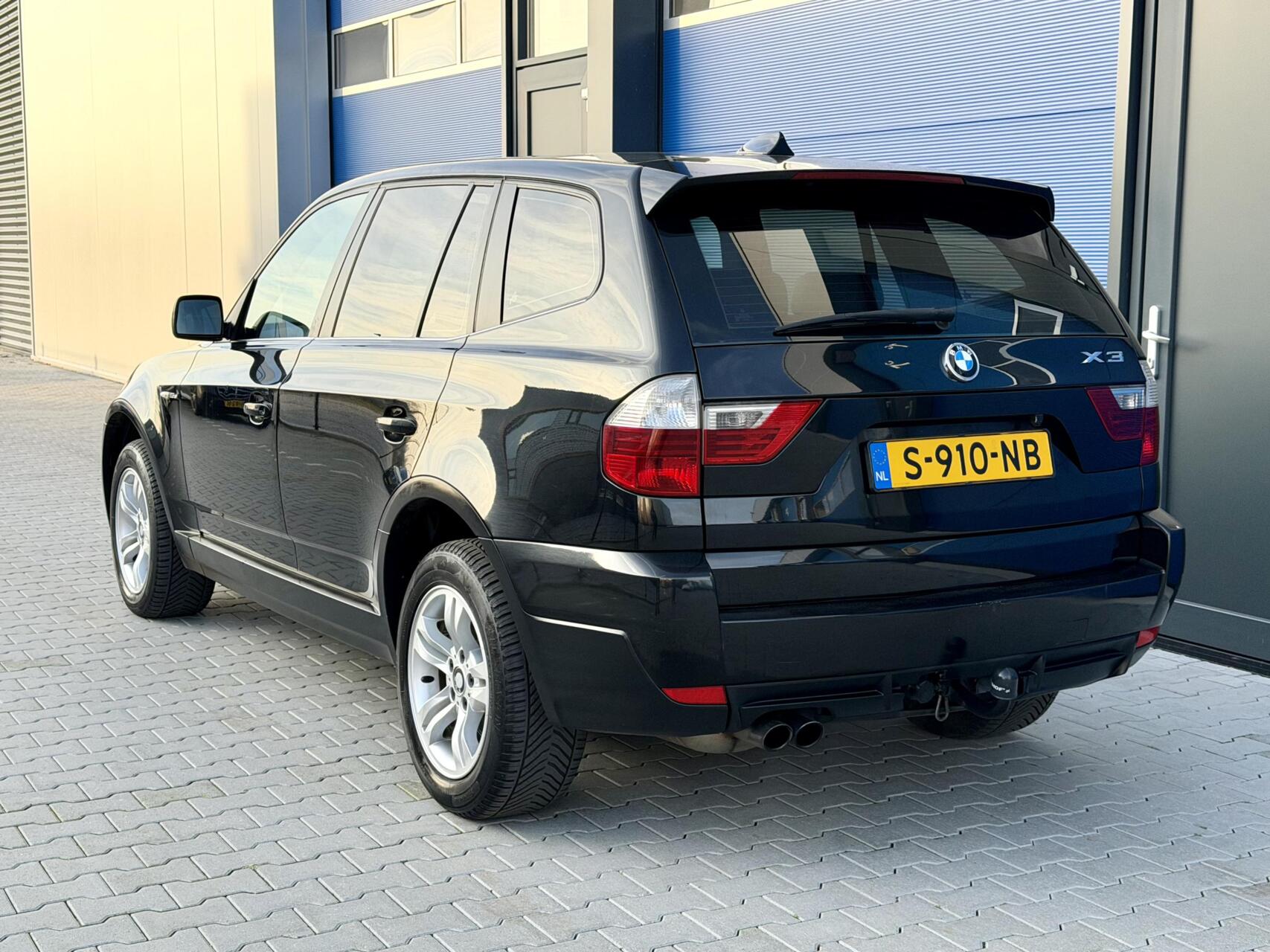 Foto van BMW X3 2.5si