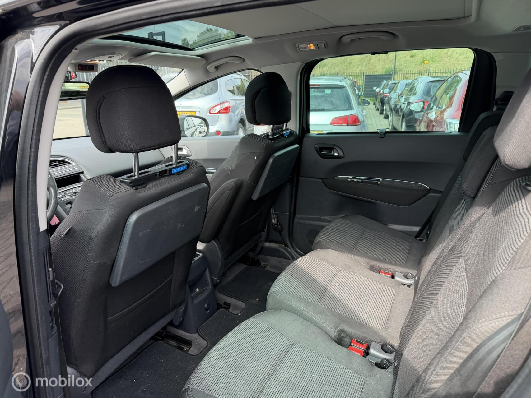 Foto van Peugeot 5008