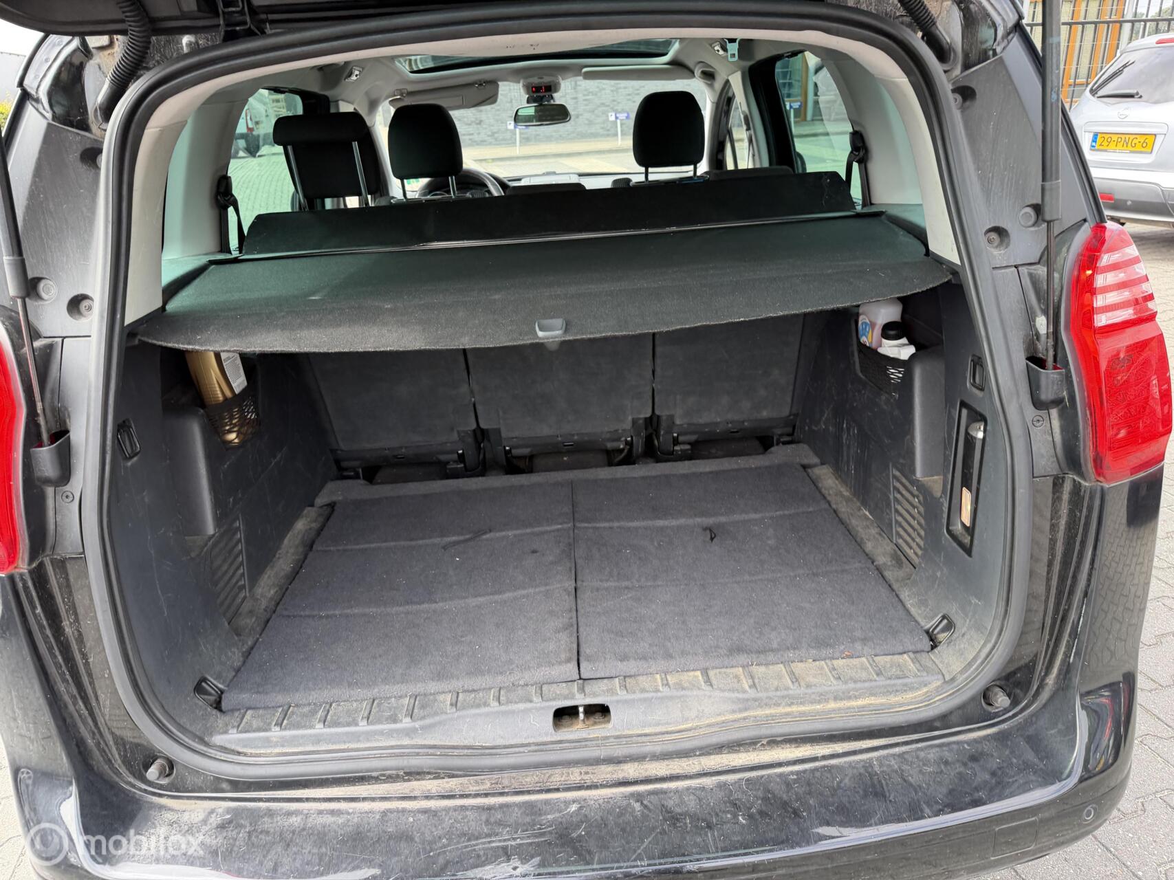 Foto van Peugeot 5008
