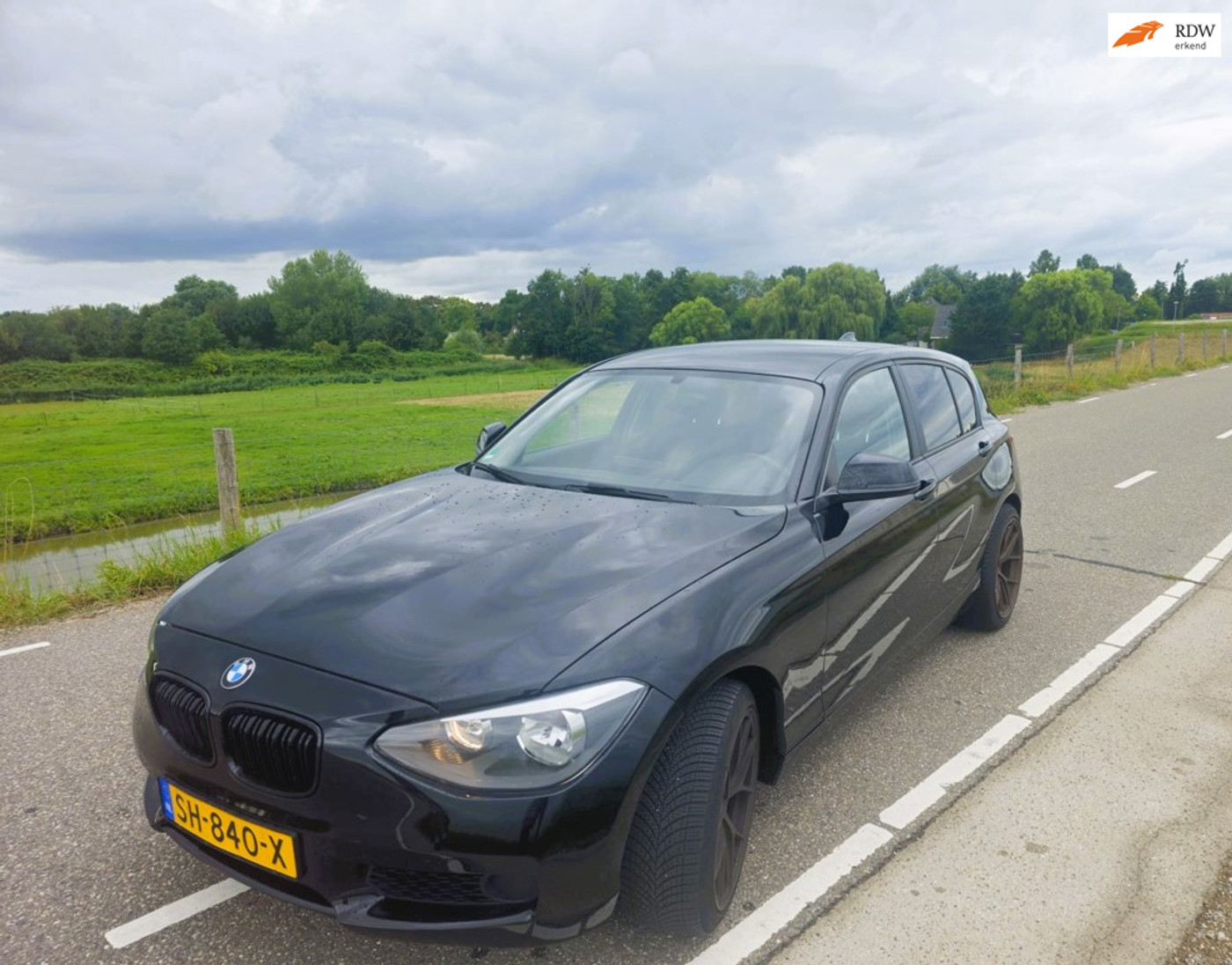 BMW 116i 116i EDE Business+ 2013 - voorkant