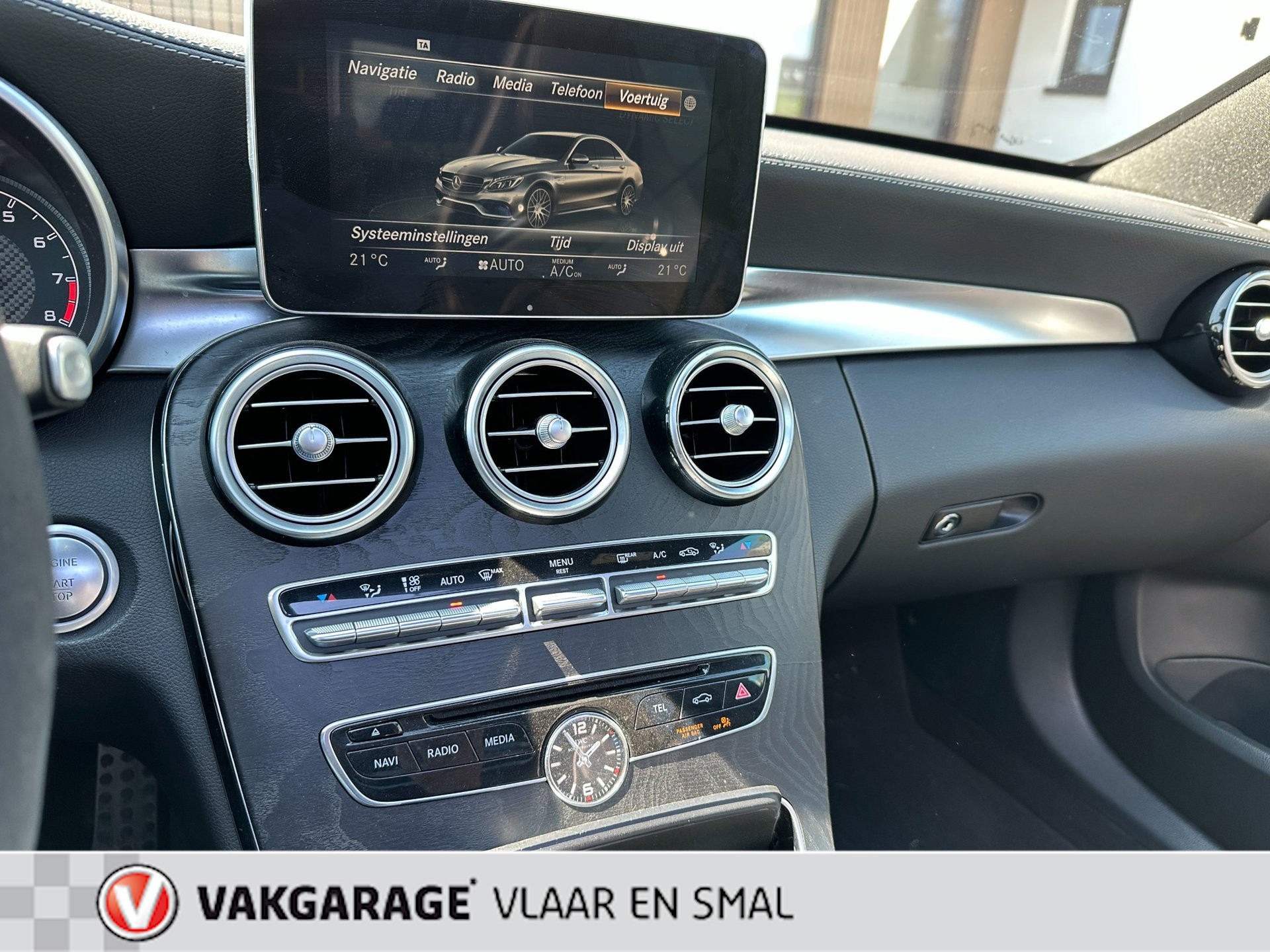 Foto van Mercedes-Benz AMG C 63