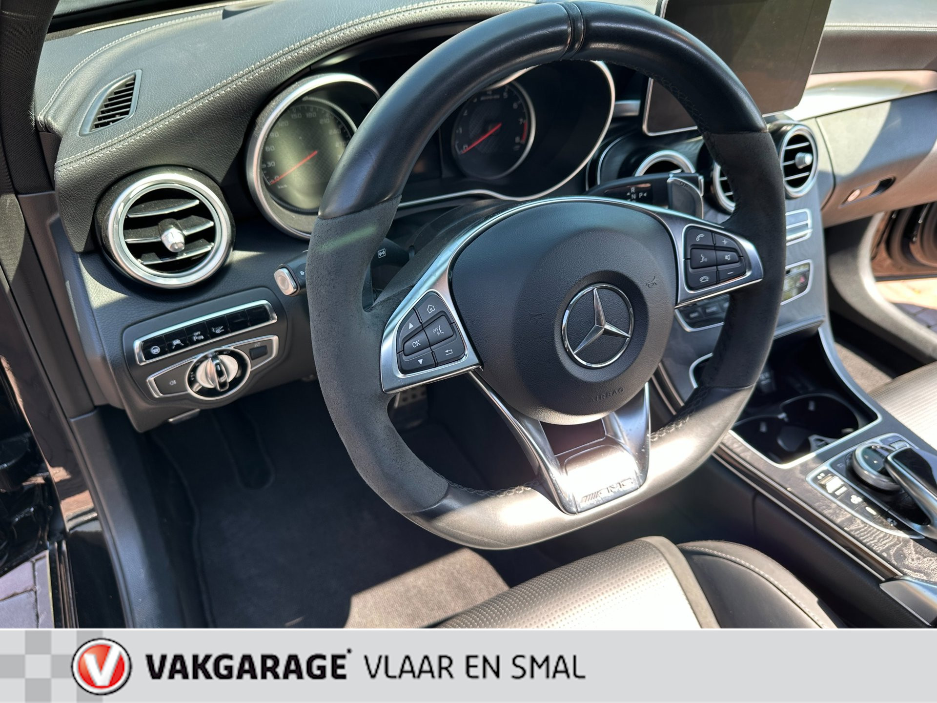 Foto van Mercedes-Benz AMG C 63