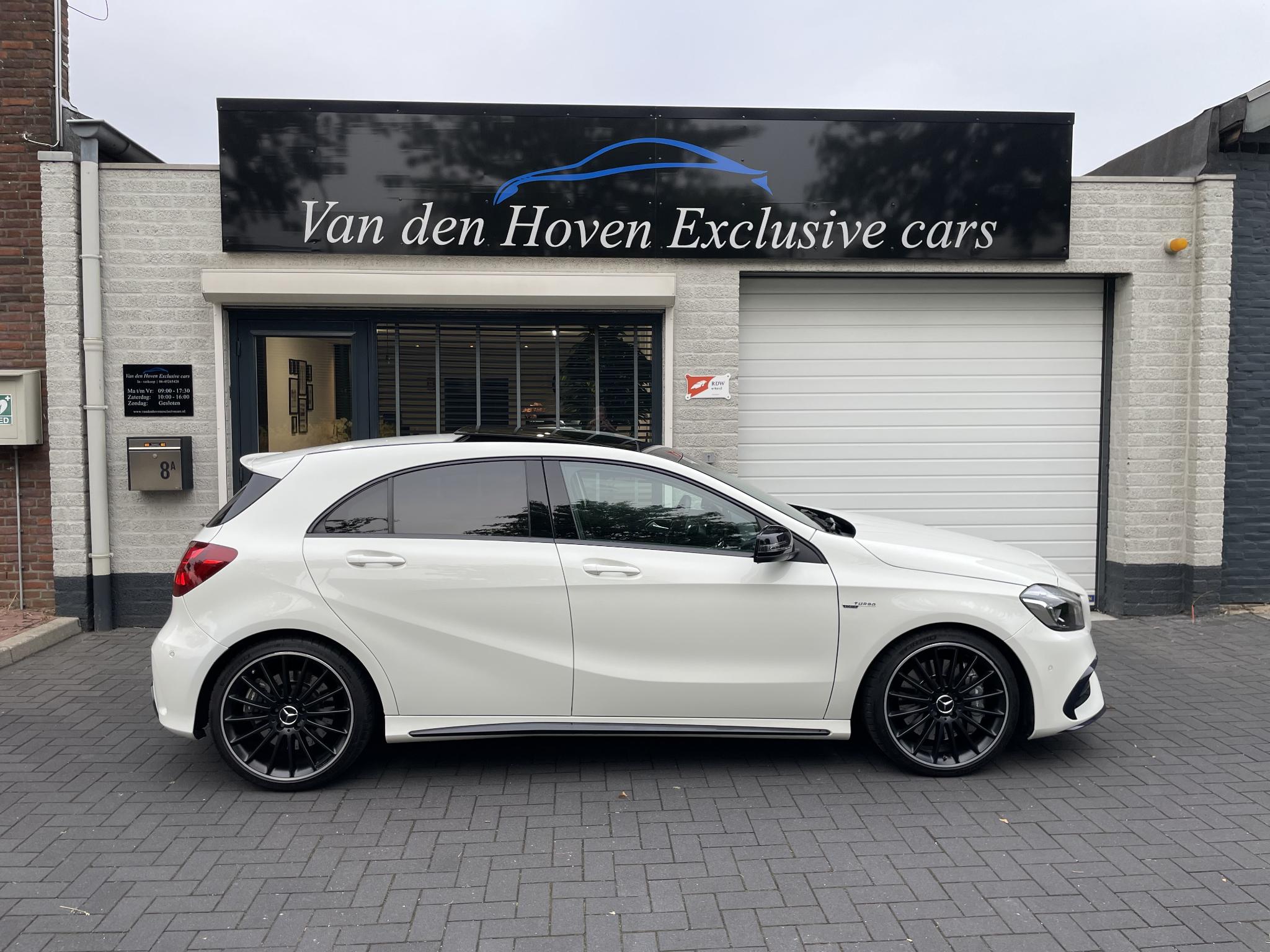 Foto van Mercedes-Benz AMG A 45