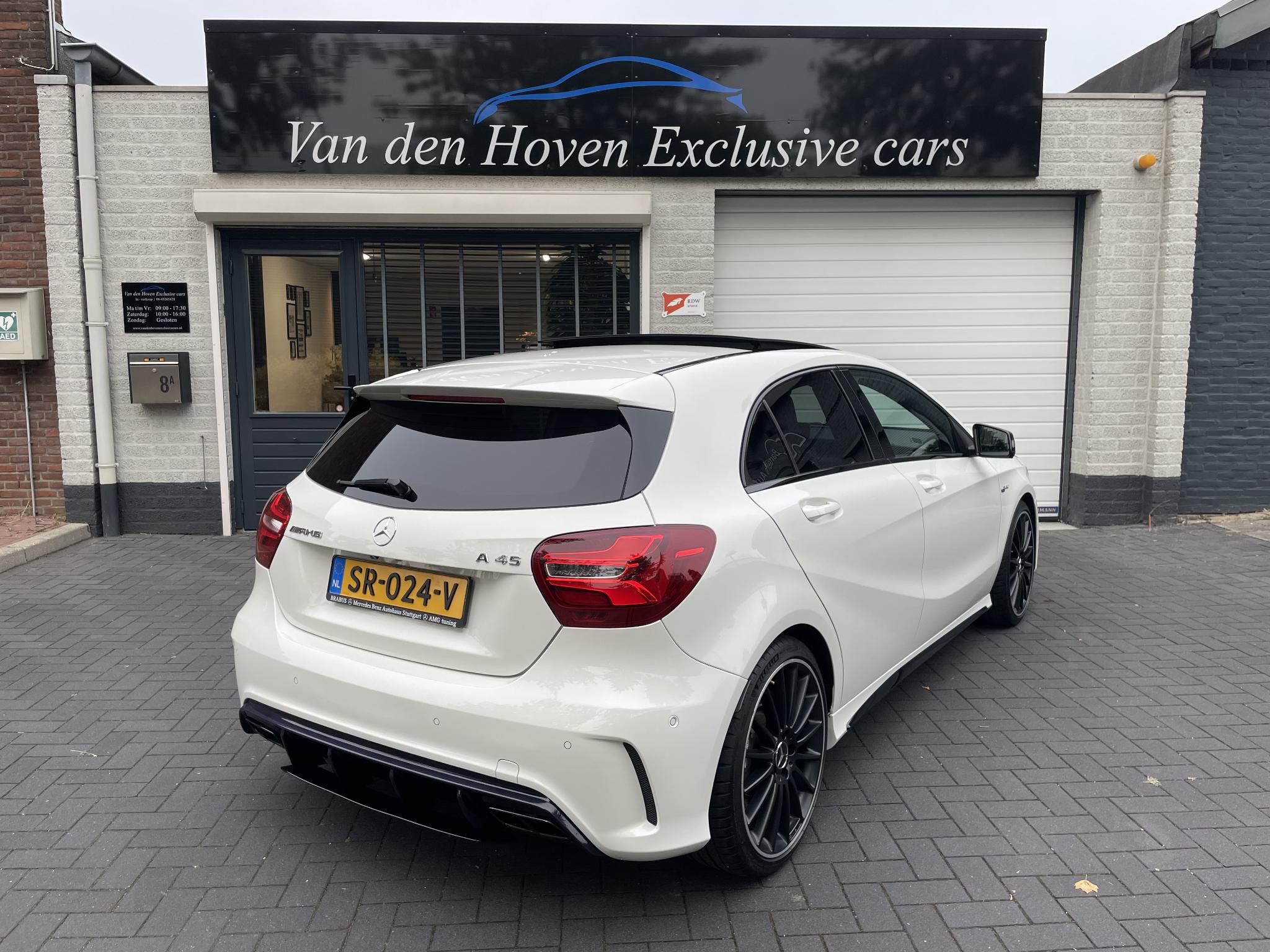 Foto van Mercedes-Benz AMG A 45