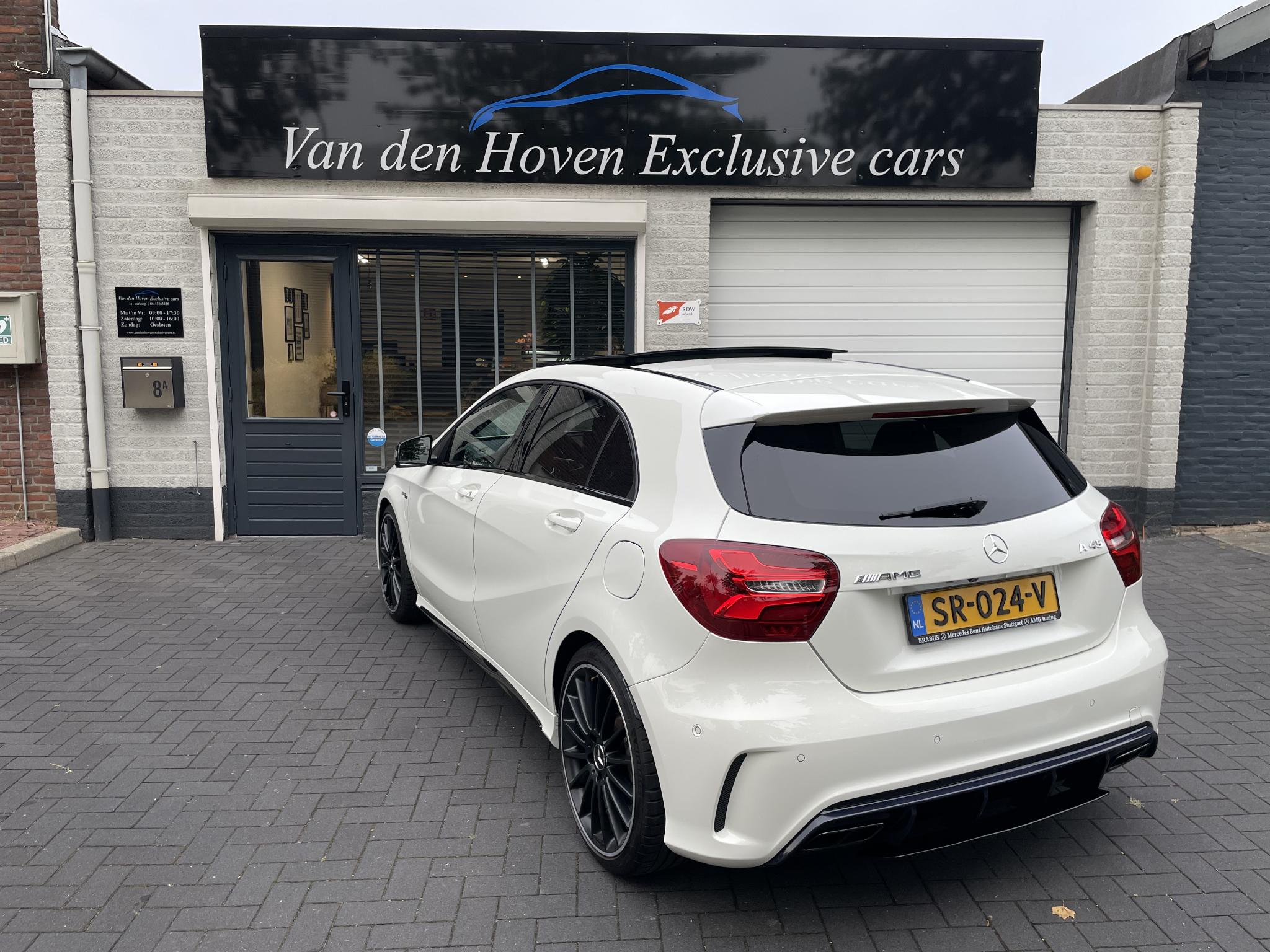 Foto van Mercedes-Benz AMG A 45