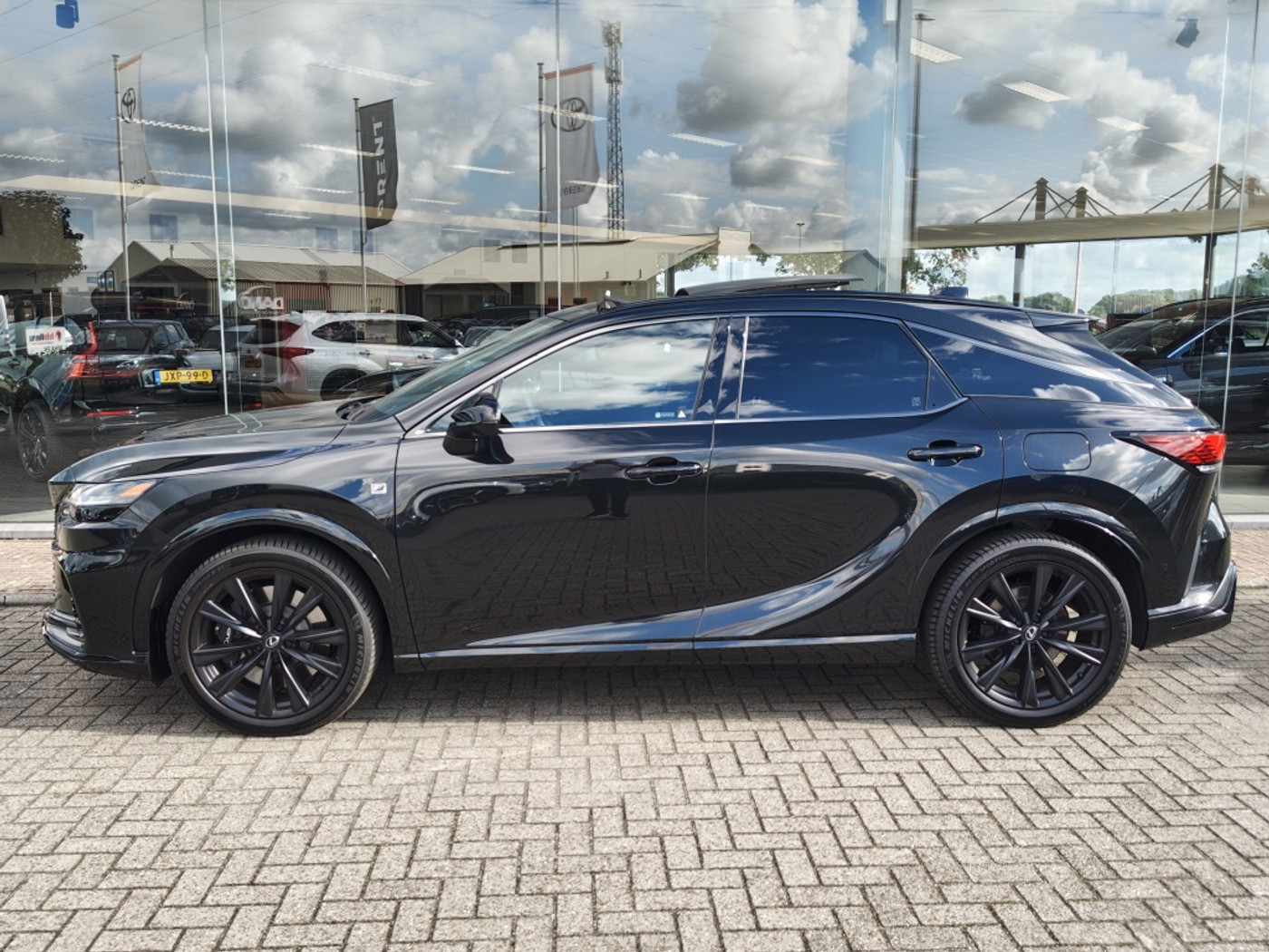 Foto van Lexus Lexus Rx500h