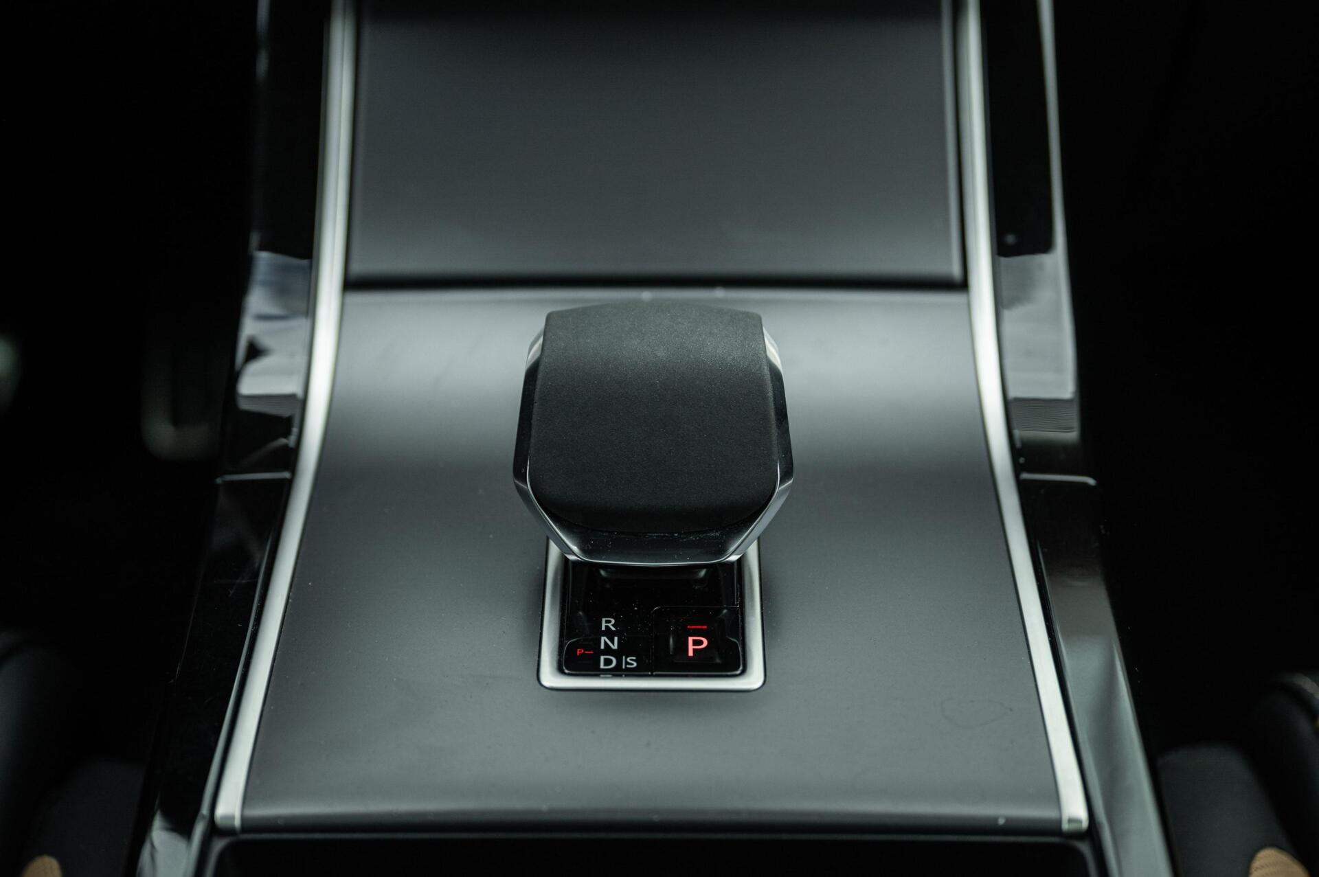 Foto van Land Rover Range Rover Velar