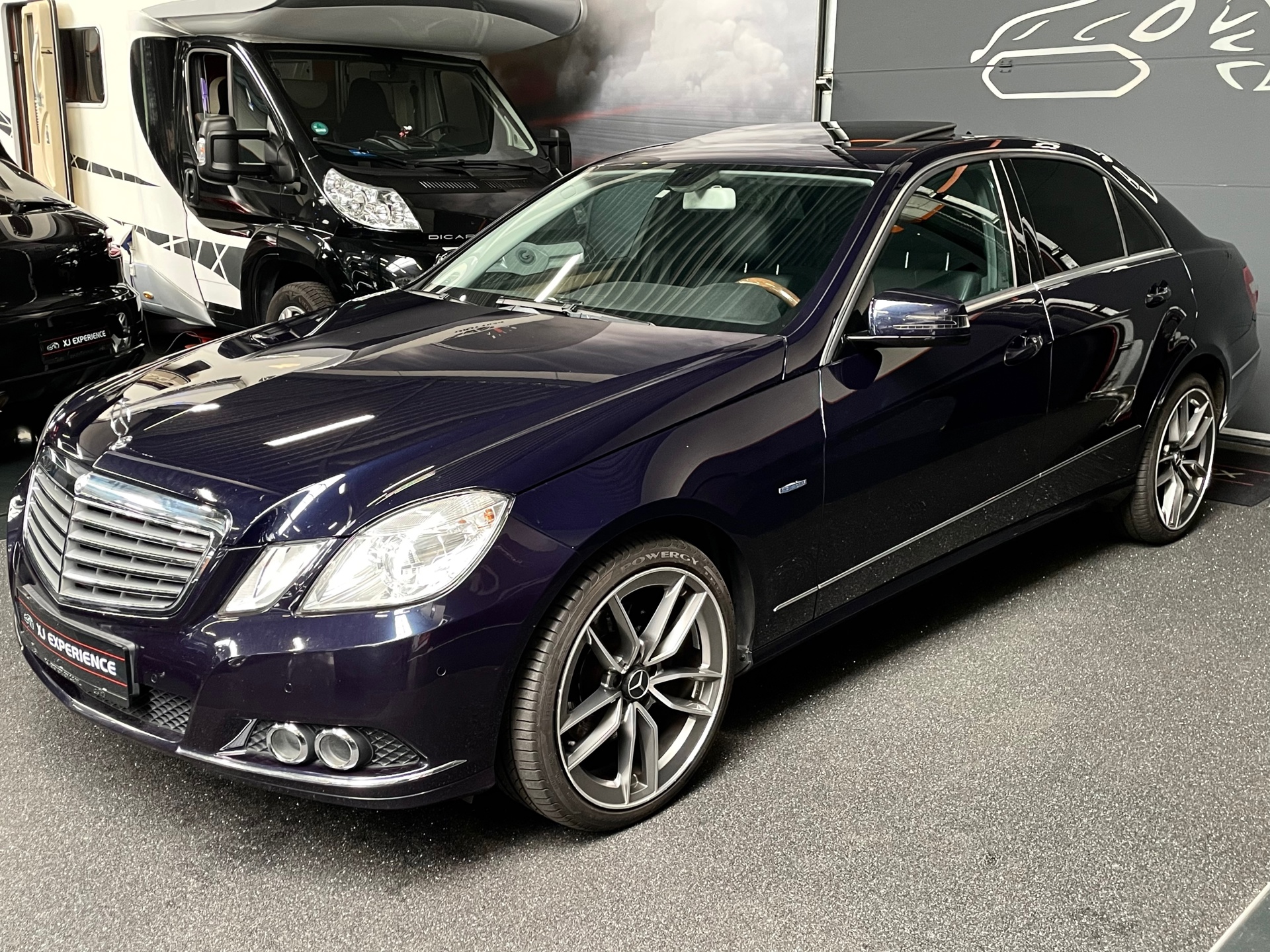 Foto van Mercedes-Benz E 350 Cgi