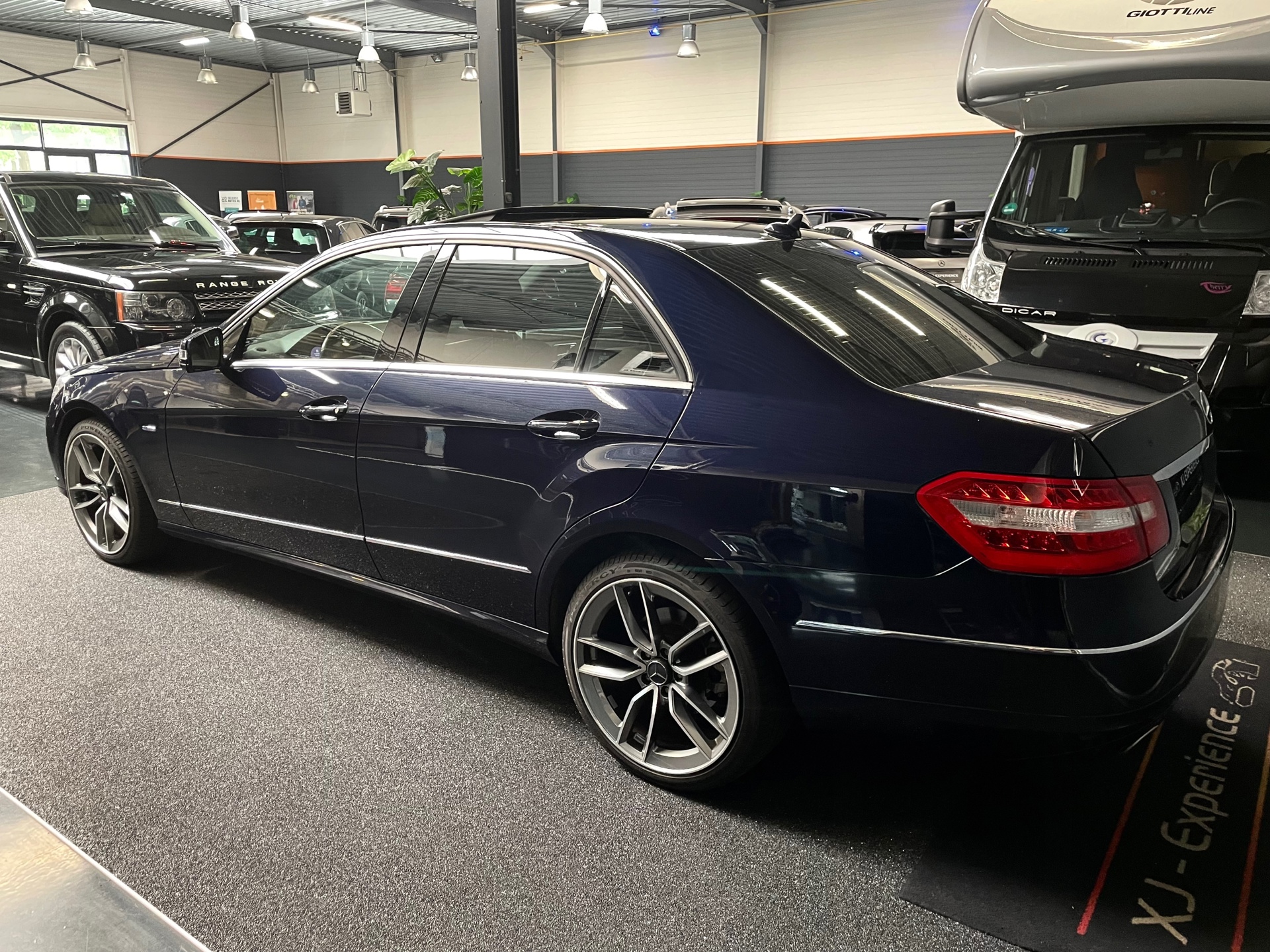 Foto van Mercedes-Benz E 350 Cgi