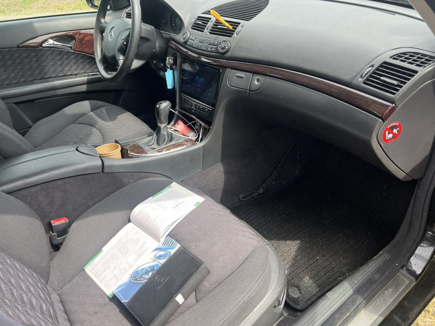 Foto van Mercedes-Benz E 240