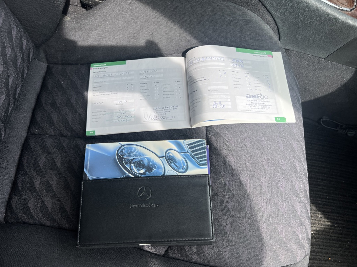 Foto van Mercedes-Benz E 240