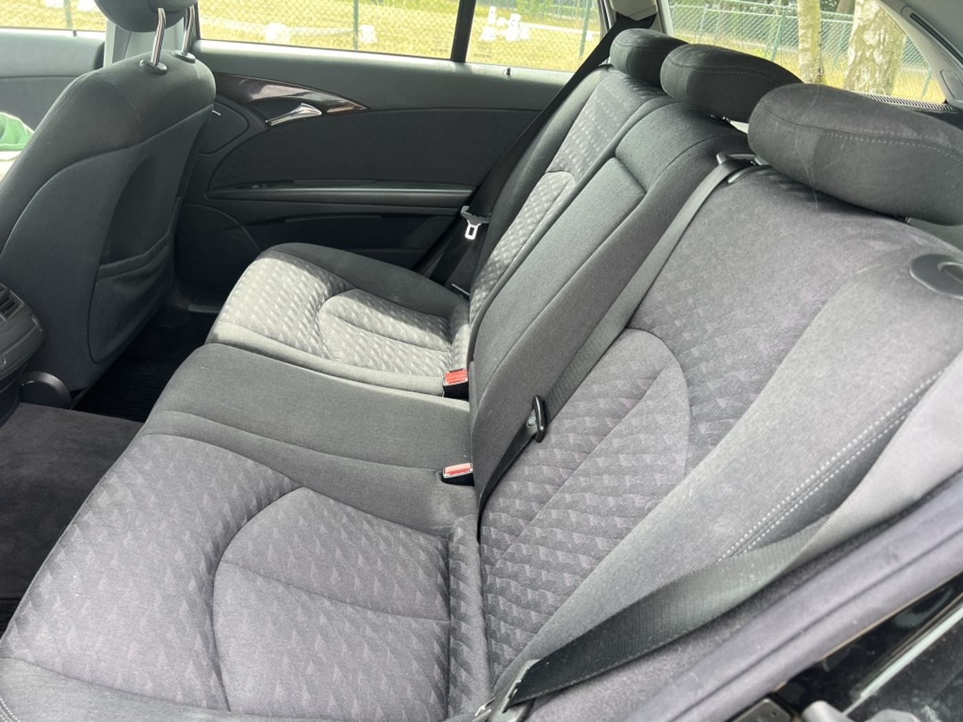 Foto van Mercedes-Benz E 240