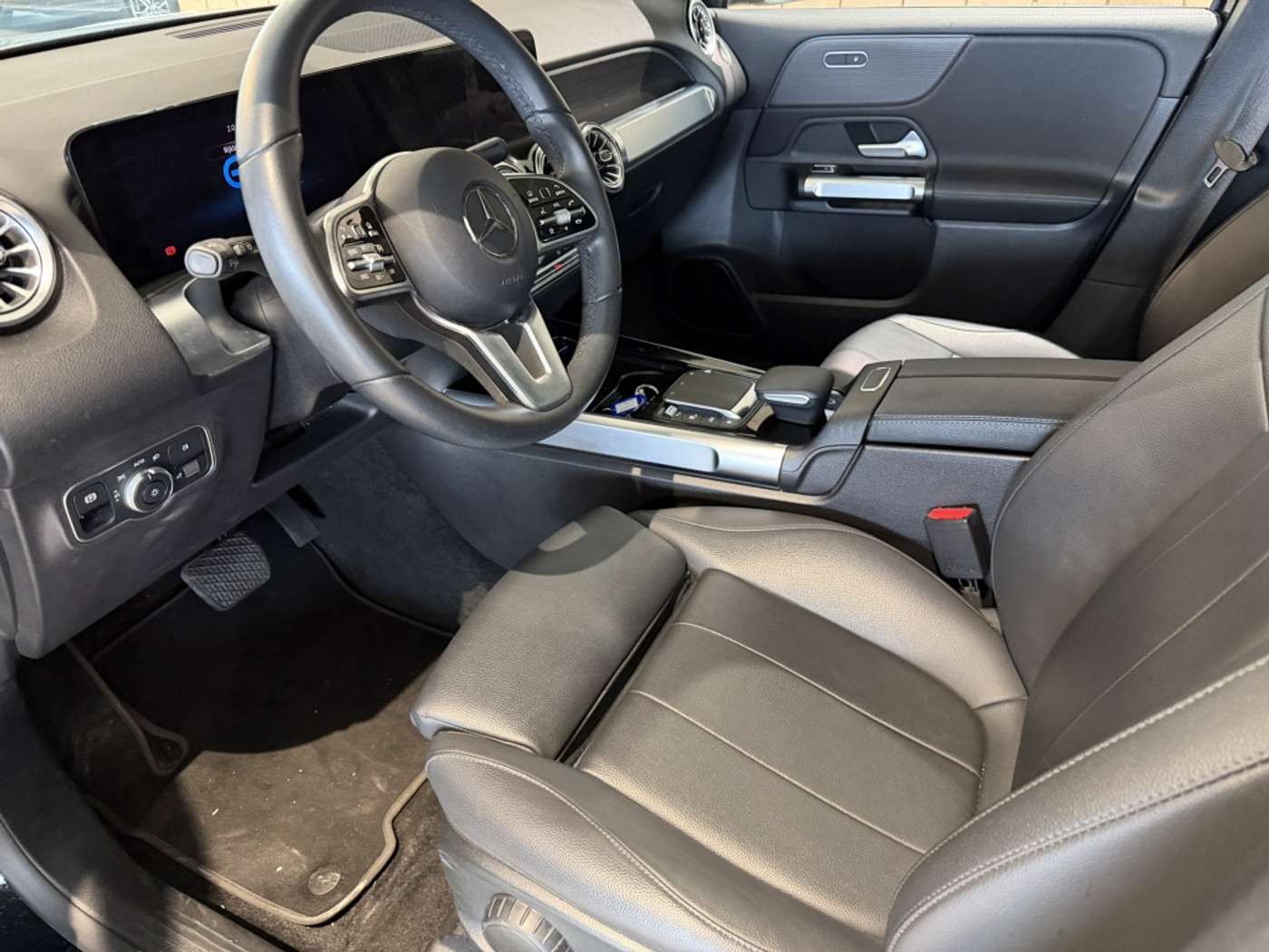 Foto van Mercedes-Benz Eqb 250