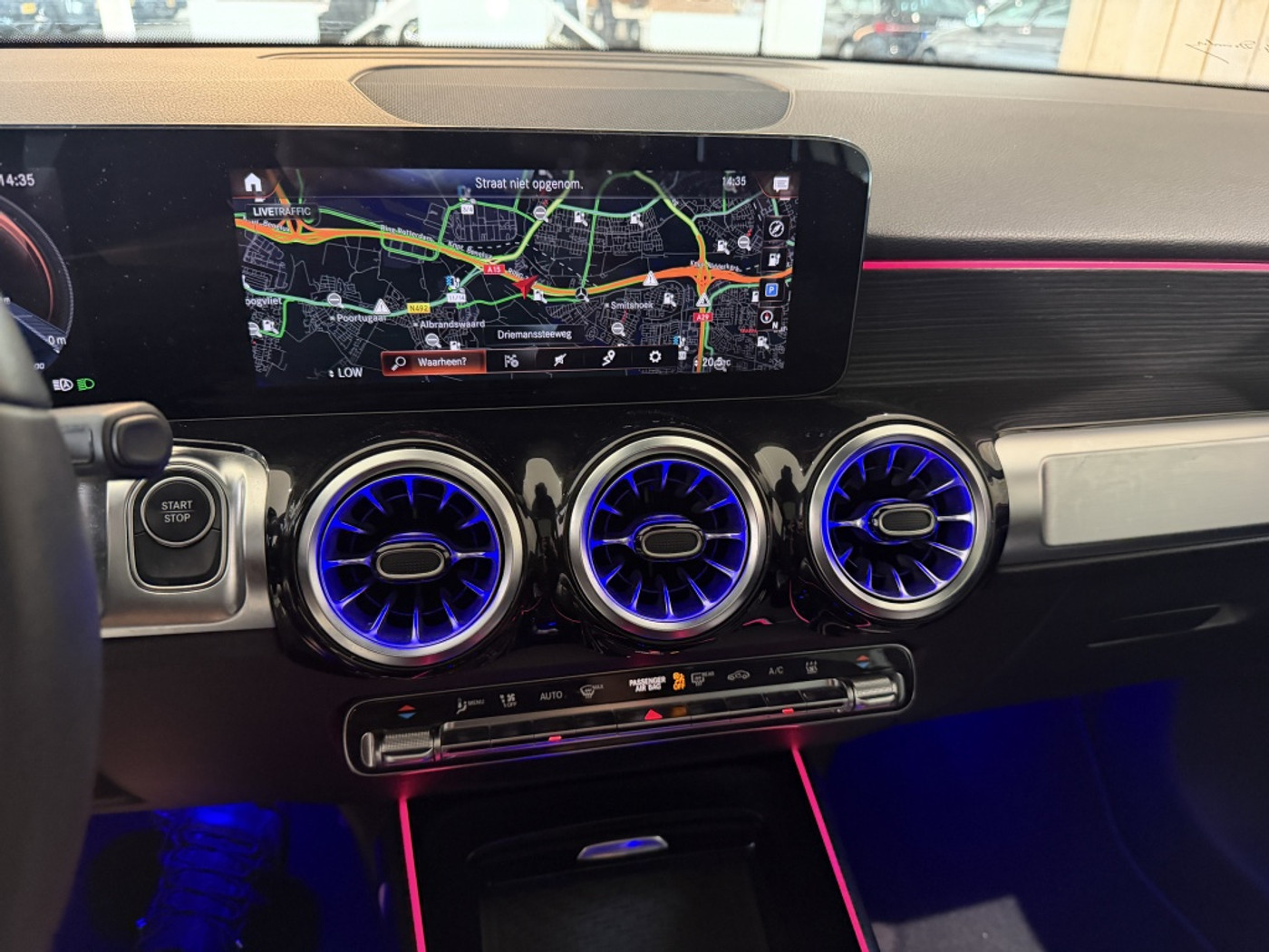 Foto van Mercedes-Benz Eqb 250