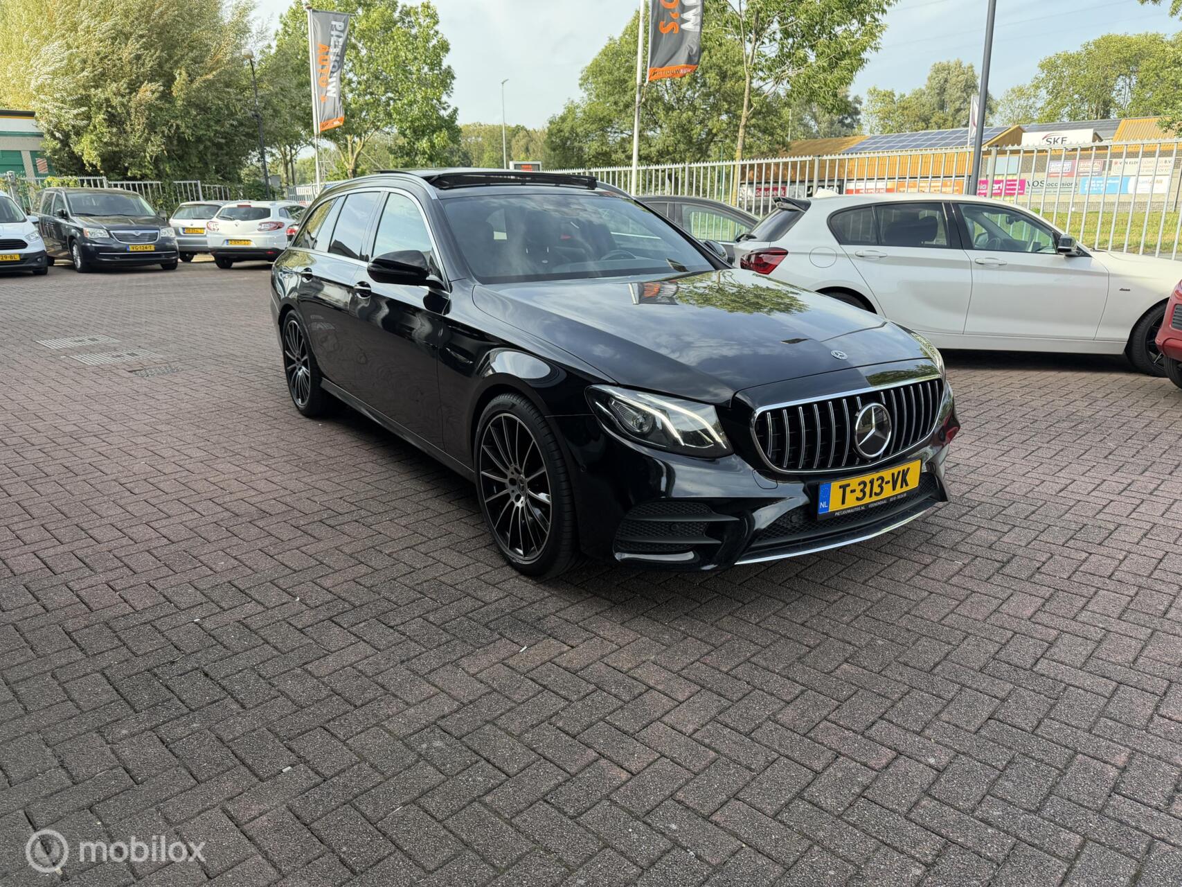 Foto van Mercedes-Benz E 400 D 4 Matic