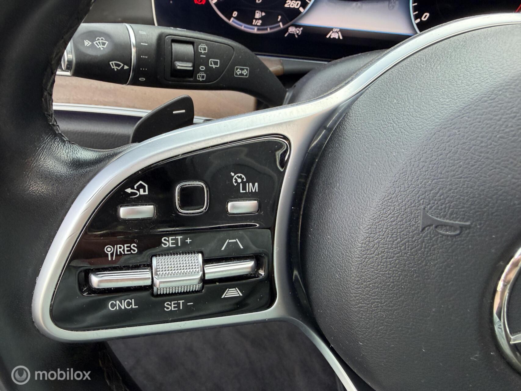 Foto van Mercedes-Benz E 400 D 4 Matic