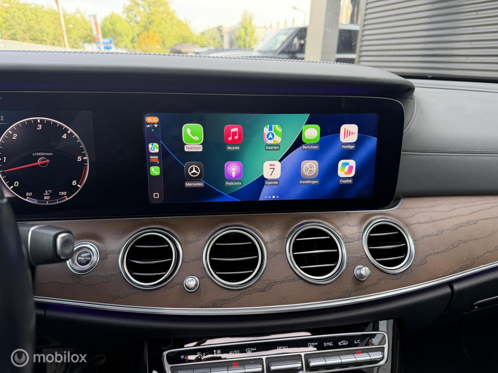 Foto van Mercedes-Benz E 400 D 4 Matic