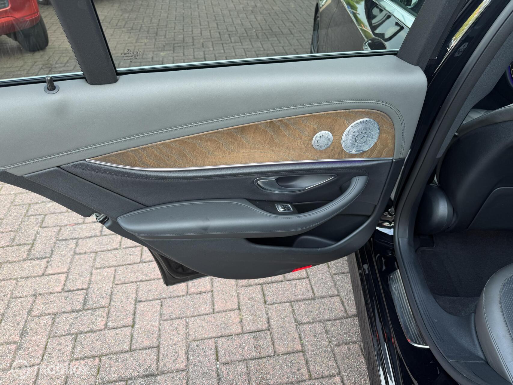 Foto van Mercedes-Benz E 400 D 4 Matic