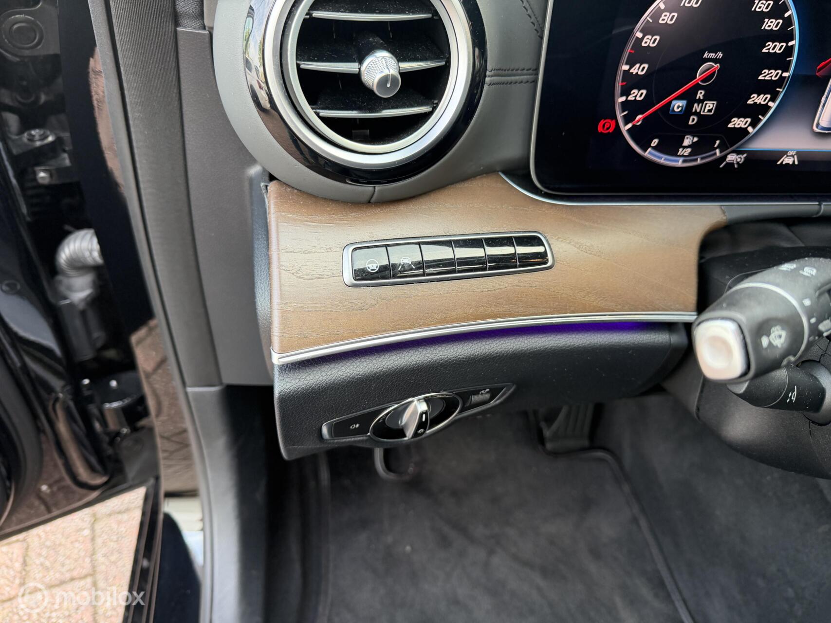 Foto van Mercedes-Benz E 400 D 4 Matic