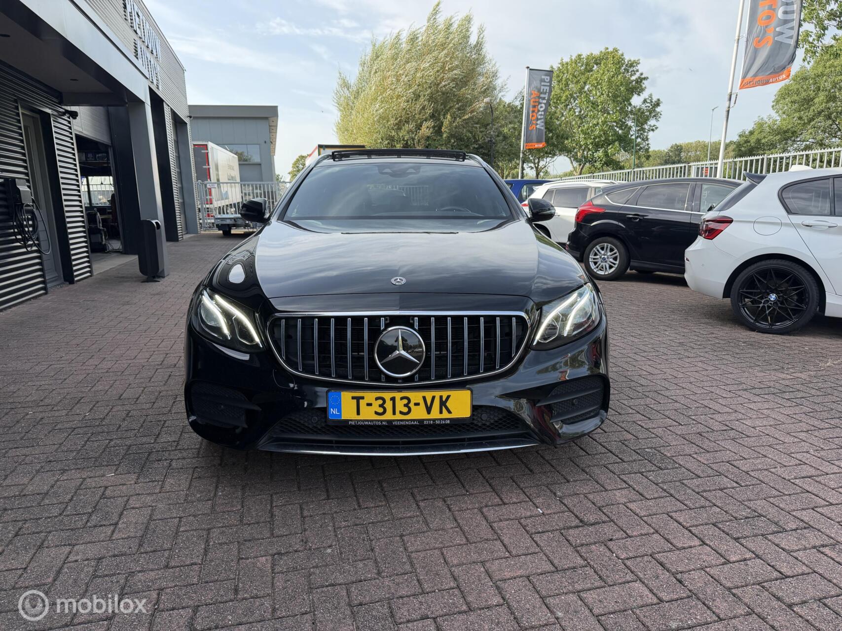 Foto van Mercedes-Benz E 400 D 4 Matic