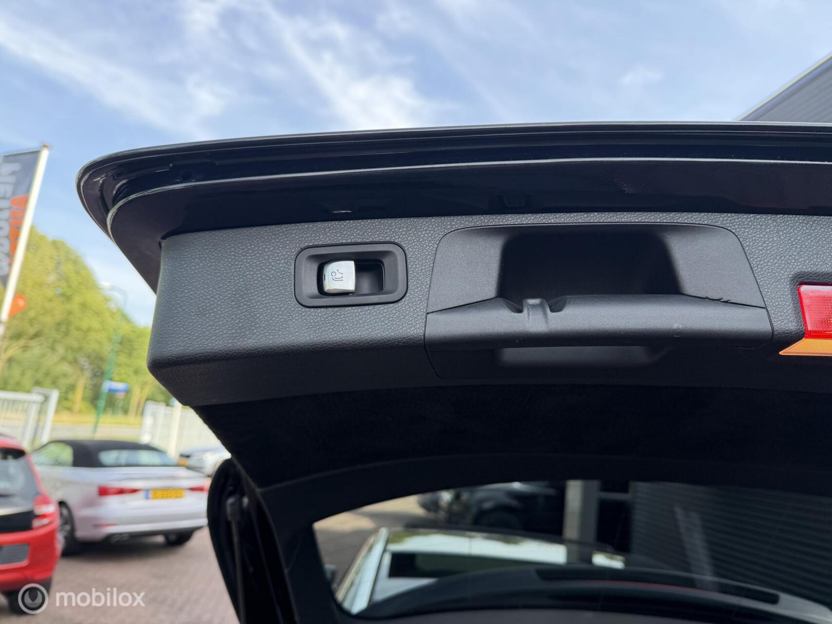 Foto van Mercedes-Benz E 400 D 4 Matic