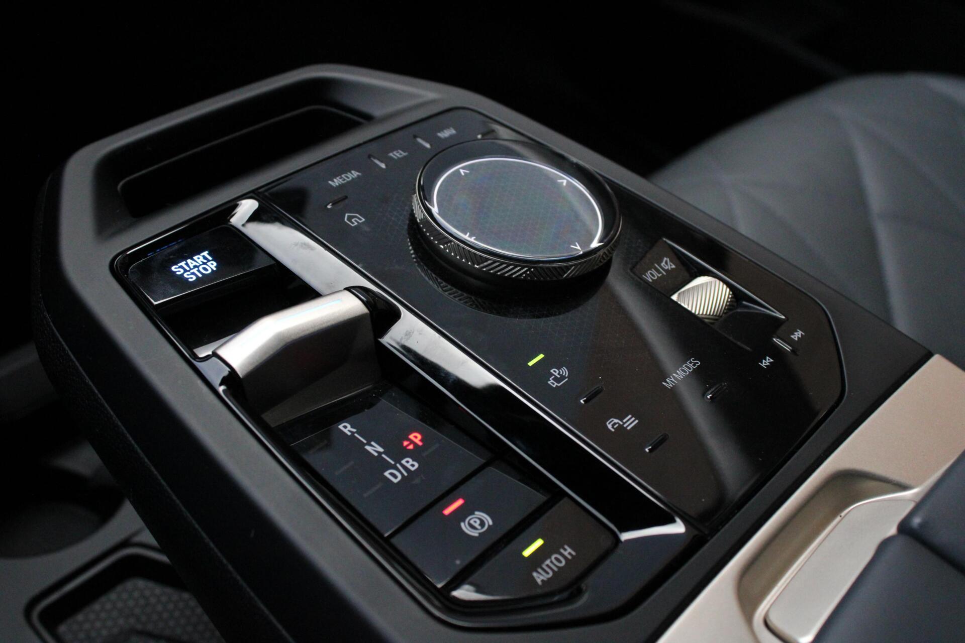 Foto van BMW Ix Xdrive40